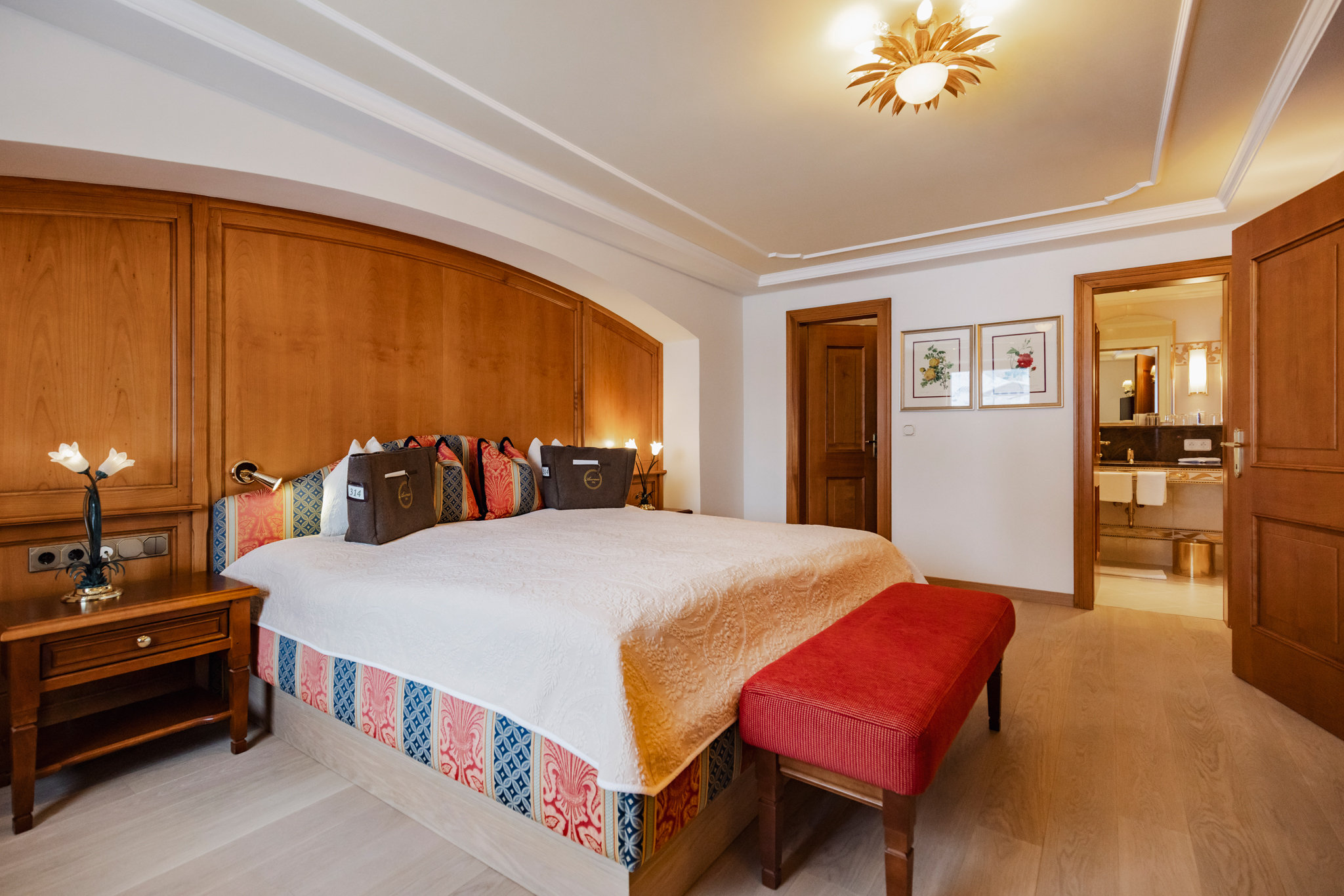 Hotel Zürserhof by null