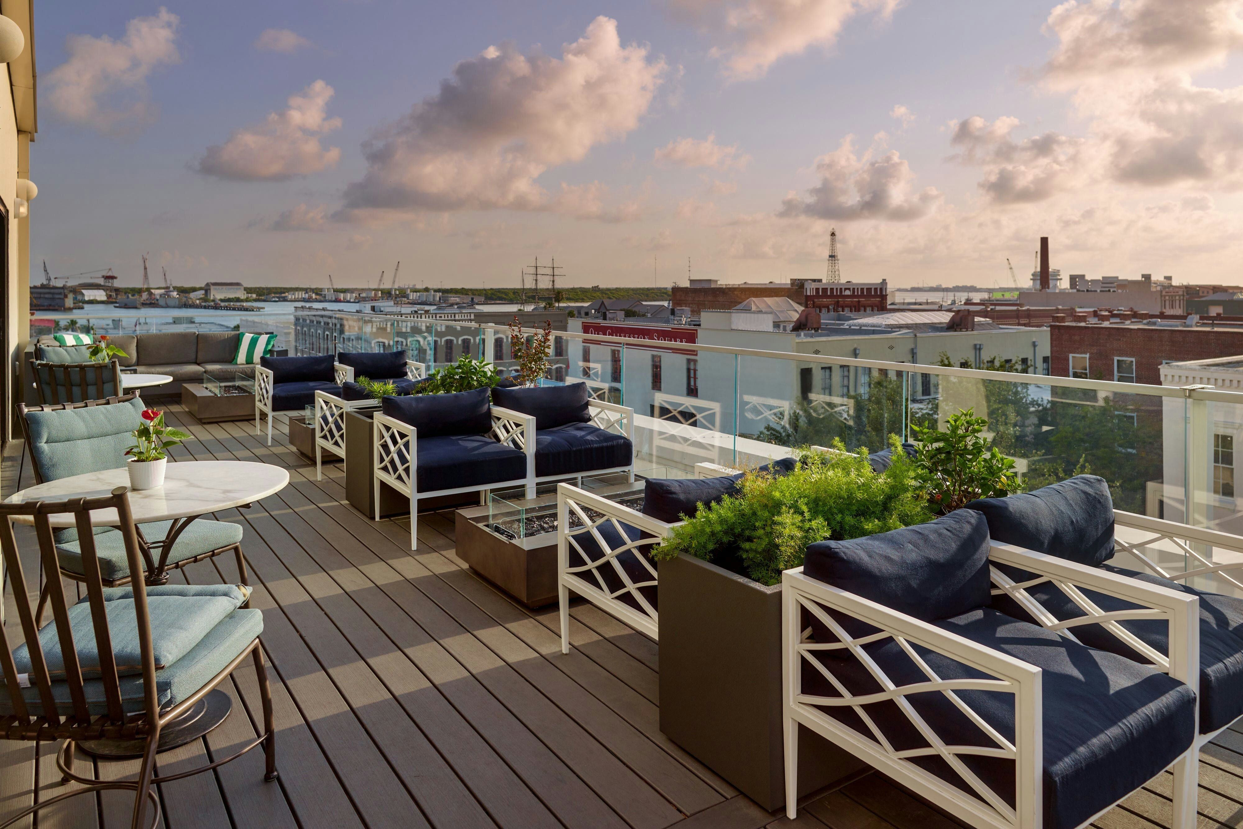 The Tremont House, Galveston, a Tribute Portfolio Hotel by null