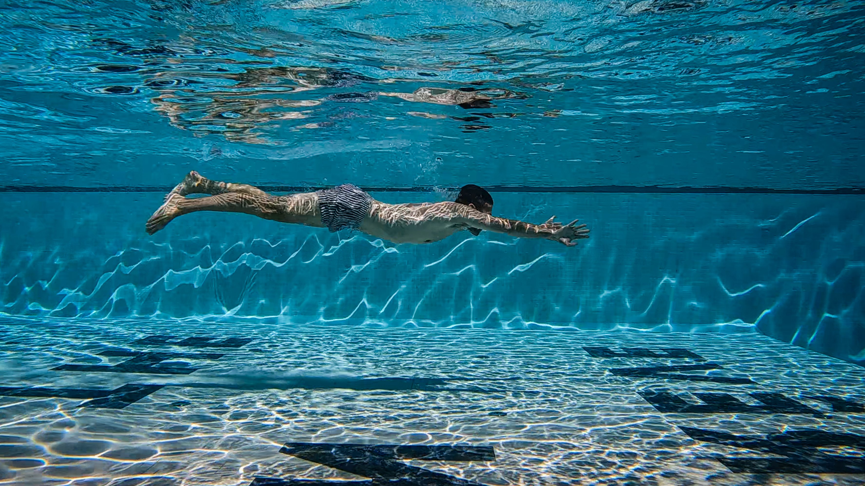 AREV St. Tropez by null