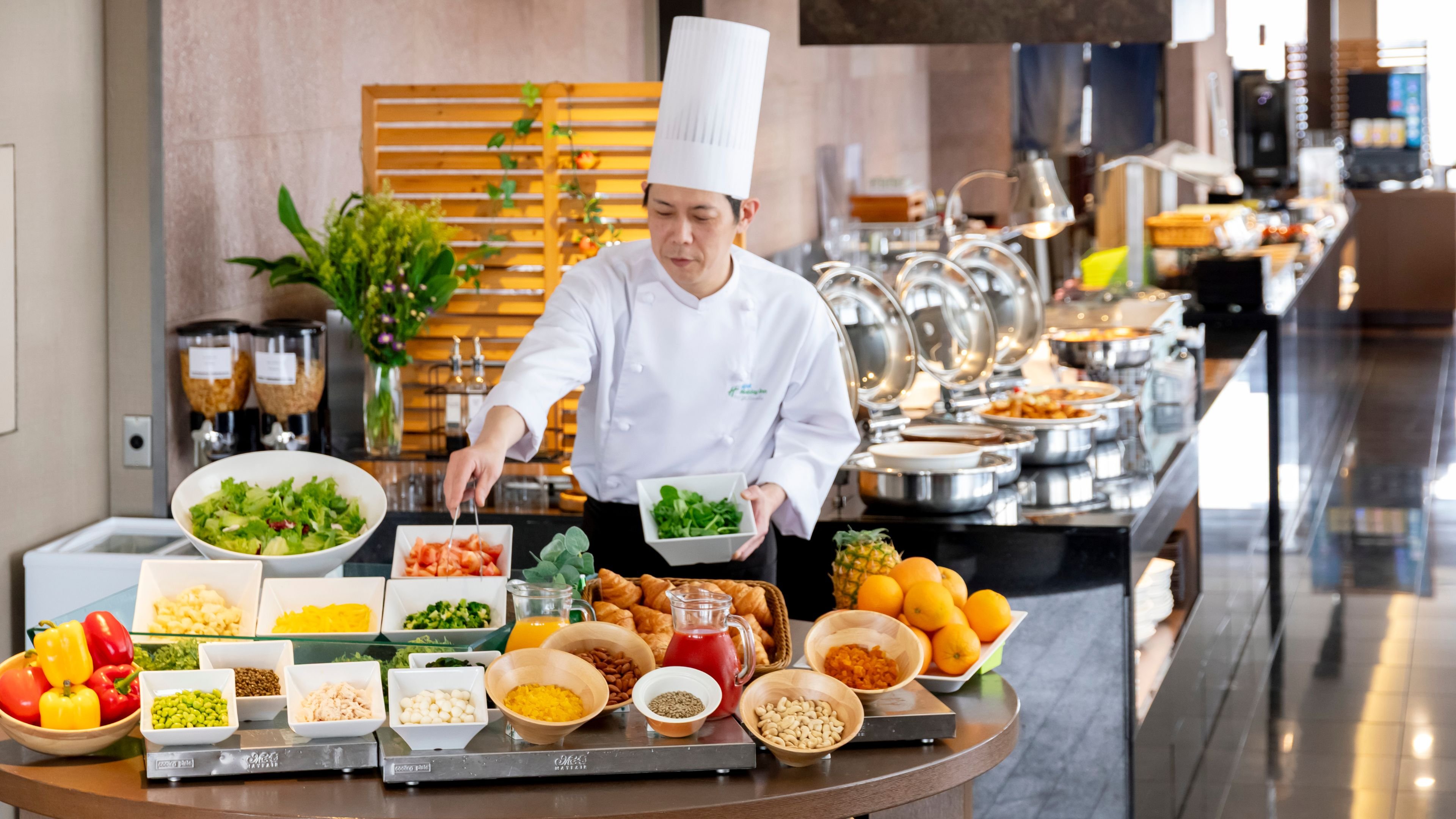 ANA Holiday Inn Kanazawa Sky by null