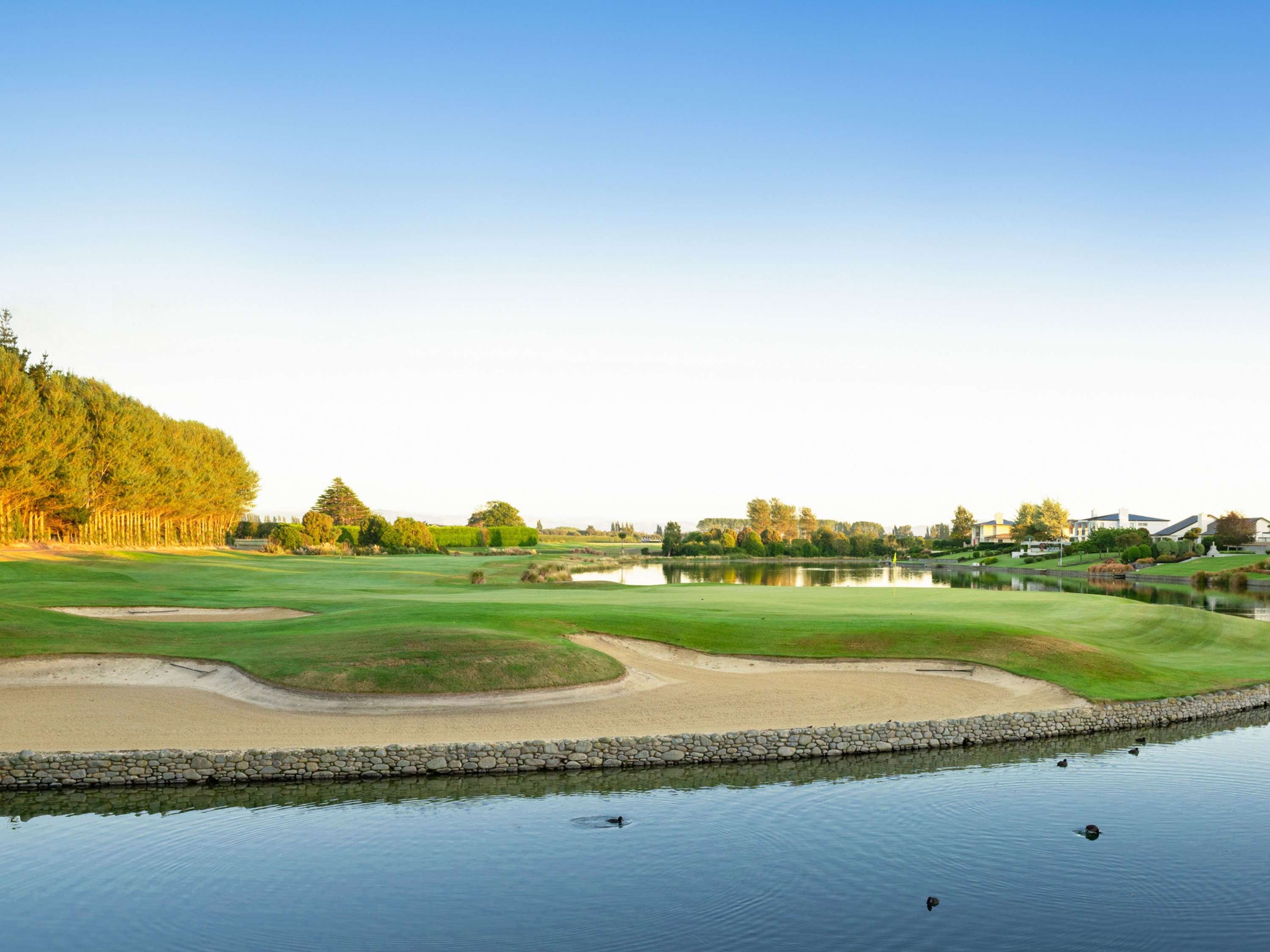 BreakFree on Cashel Christchurch by null