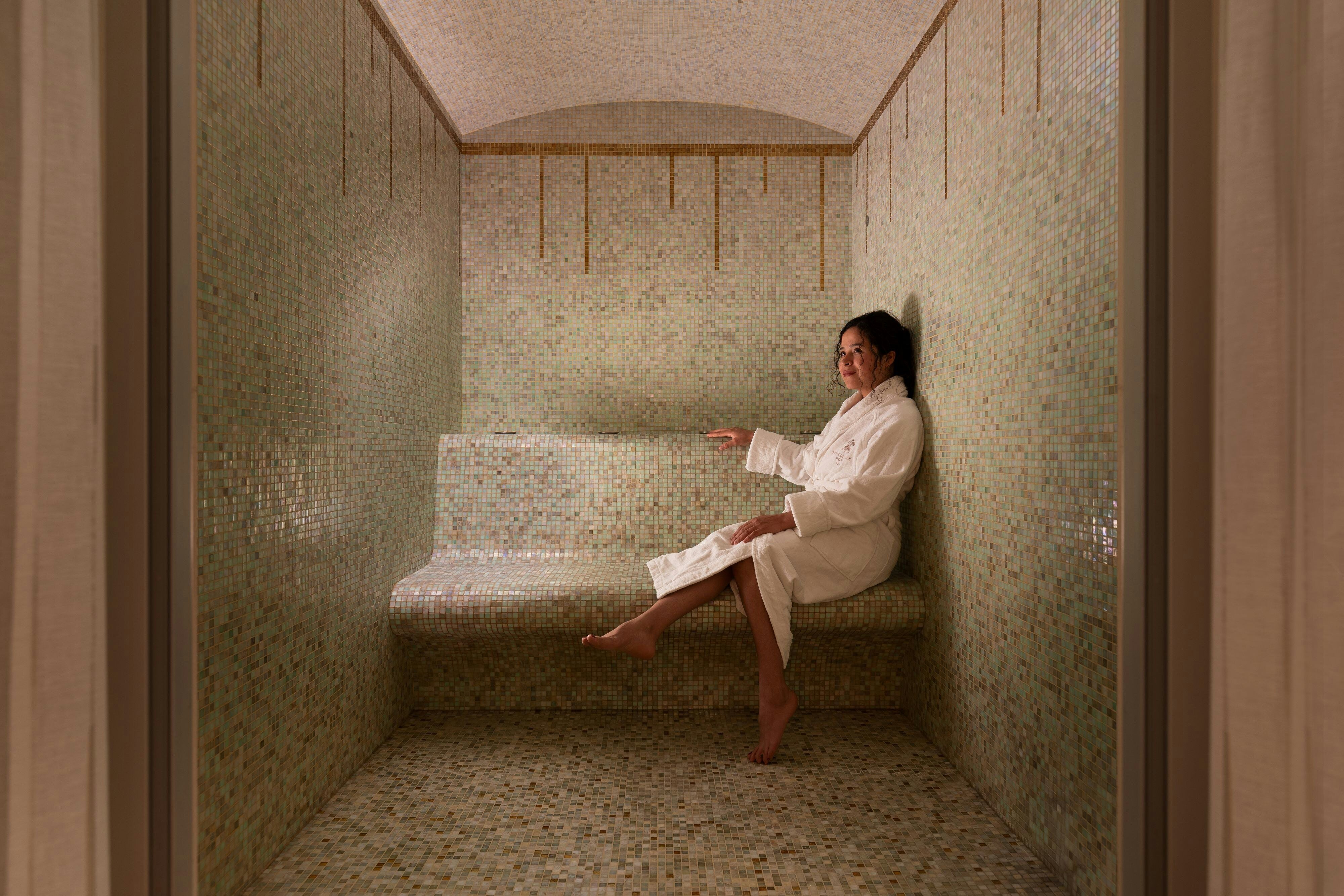 Prince de Galles, a Luxury Collection Hotel, Paris by null