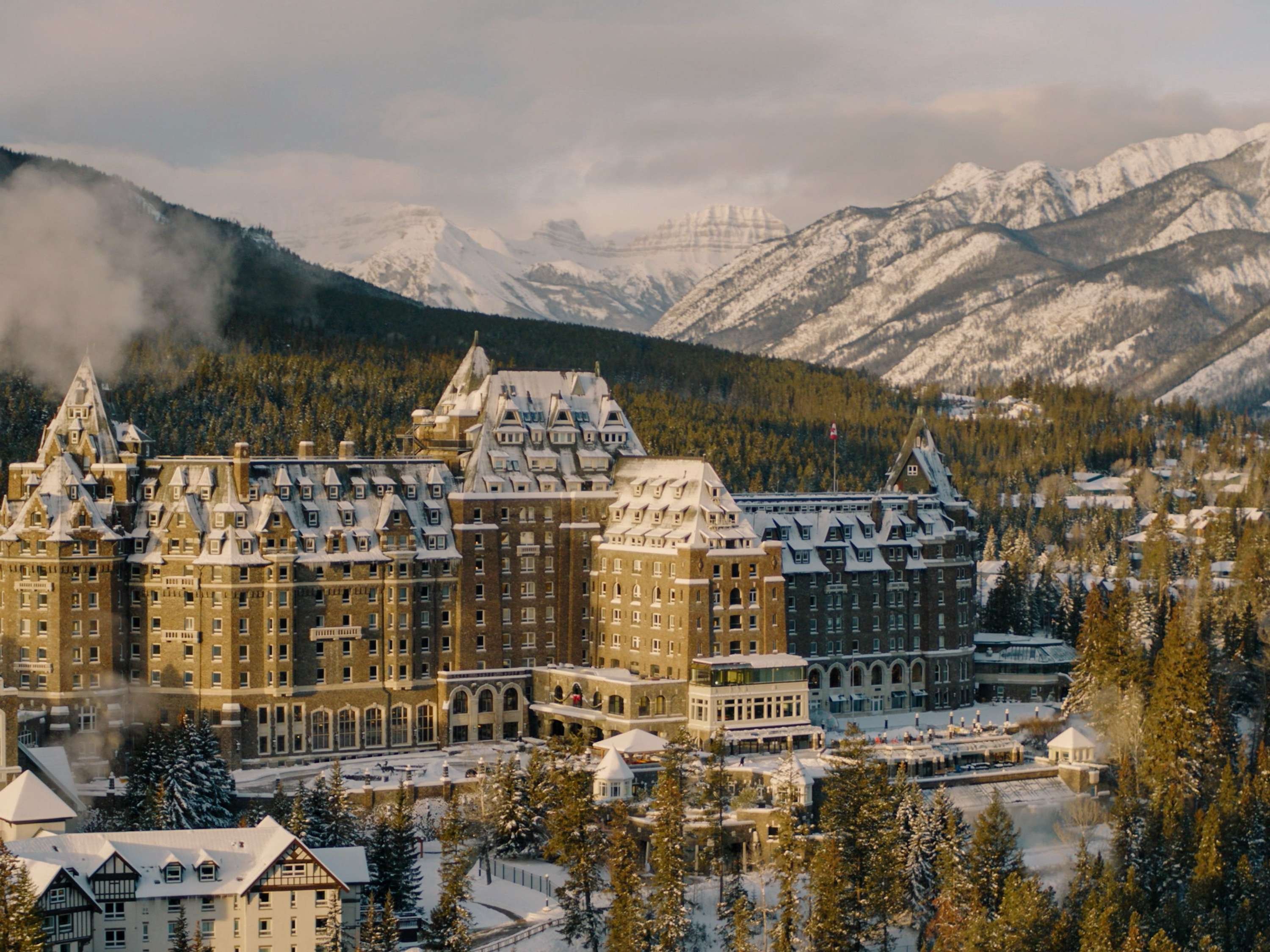 Fairmont Banff Springs by null