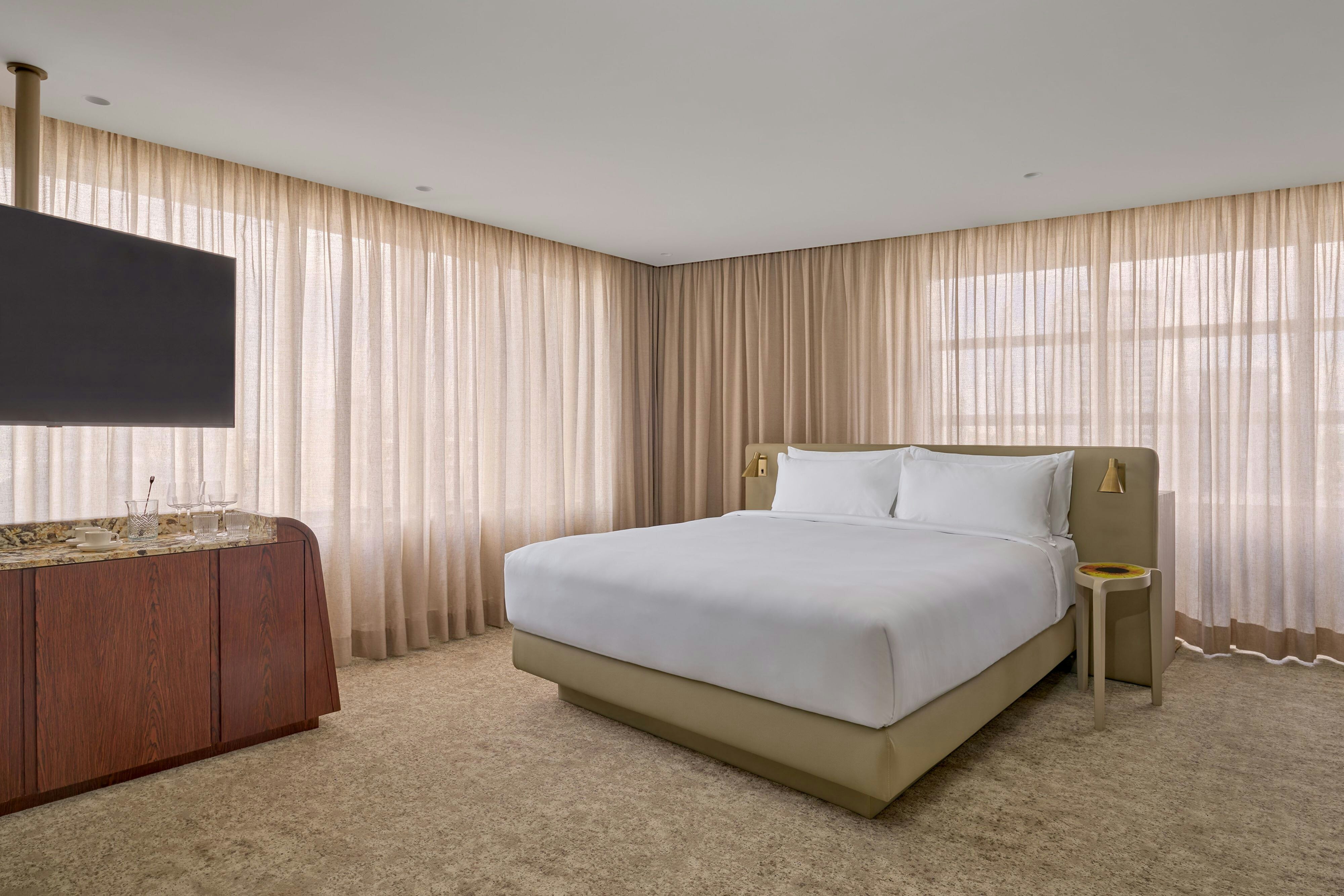 W São Paulo by null