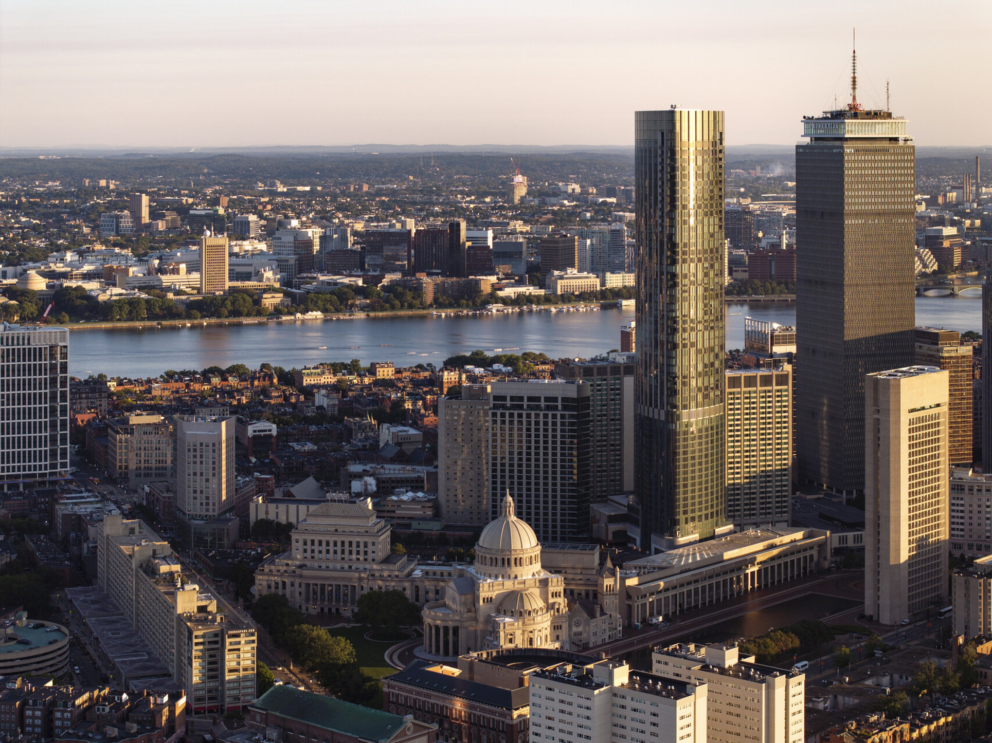 Four Seasons Hotel One Dalton Street, Boston by null