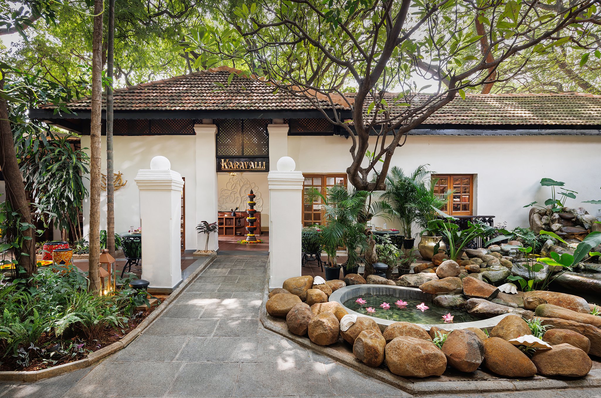 Vivanta Bengaluru, Residency Road by null