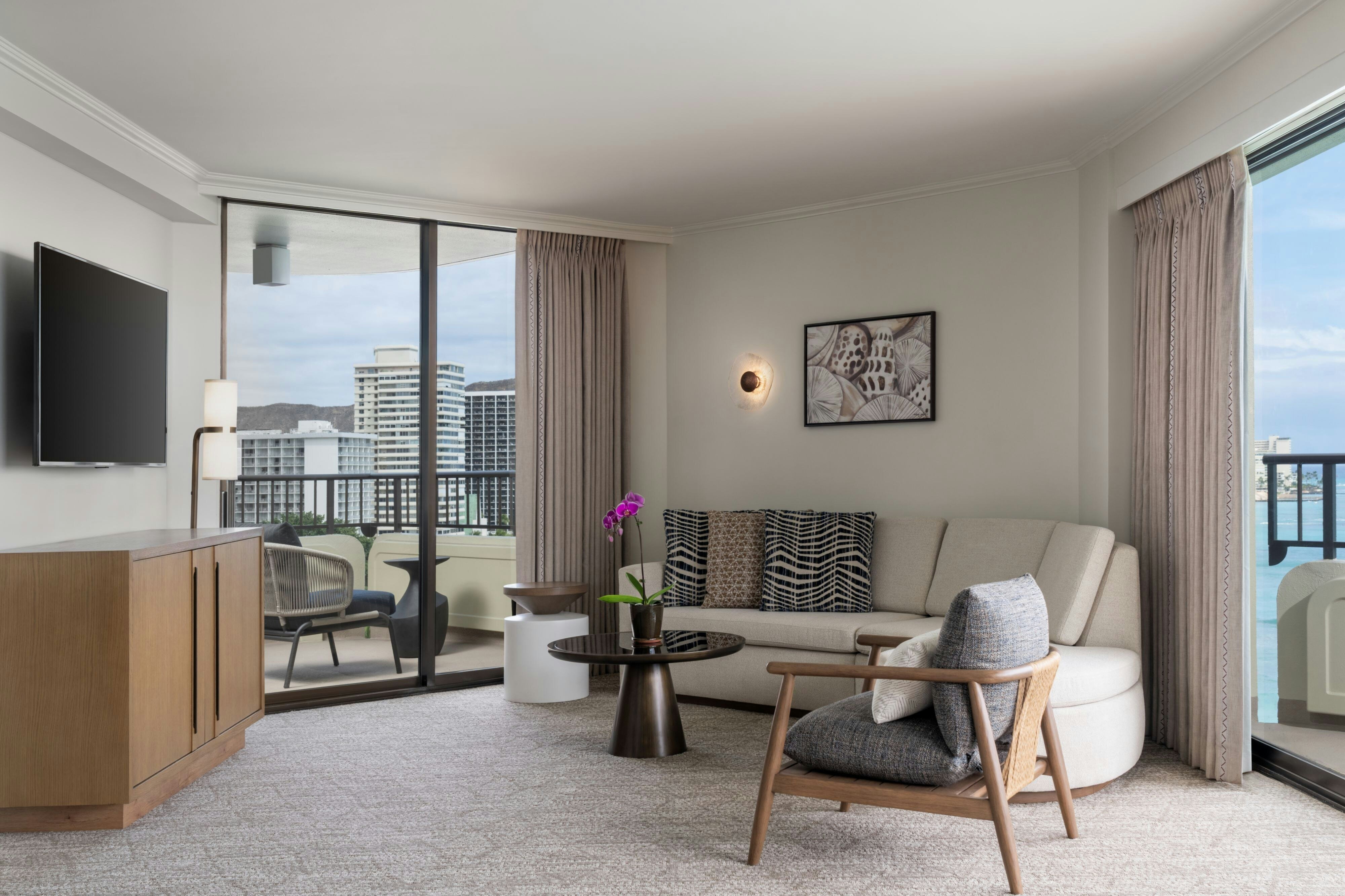 Moana Surfrider, A Westin Resort & Spa, Waikiki Beach by null