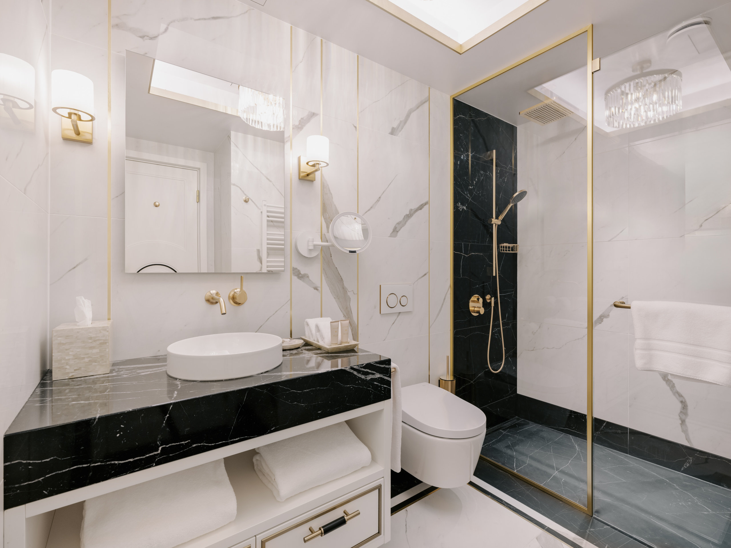 The Burman Hotel by null