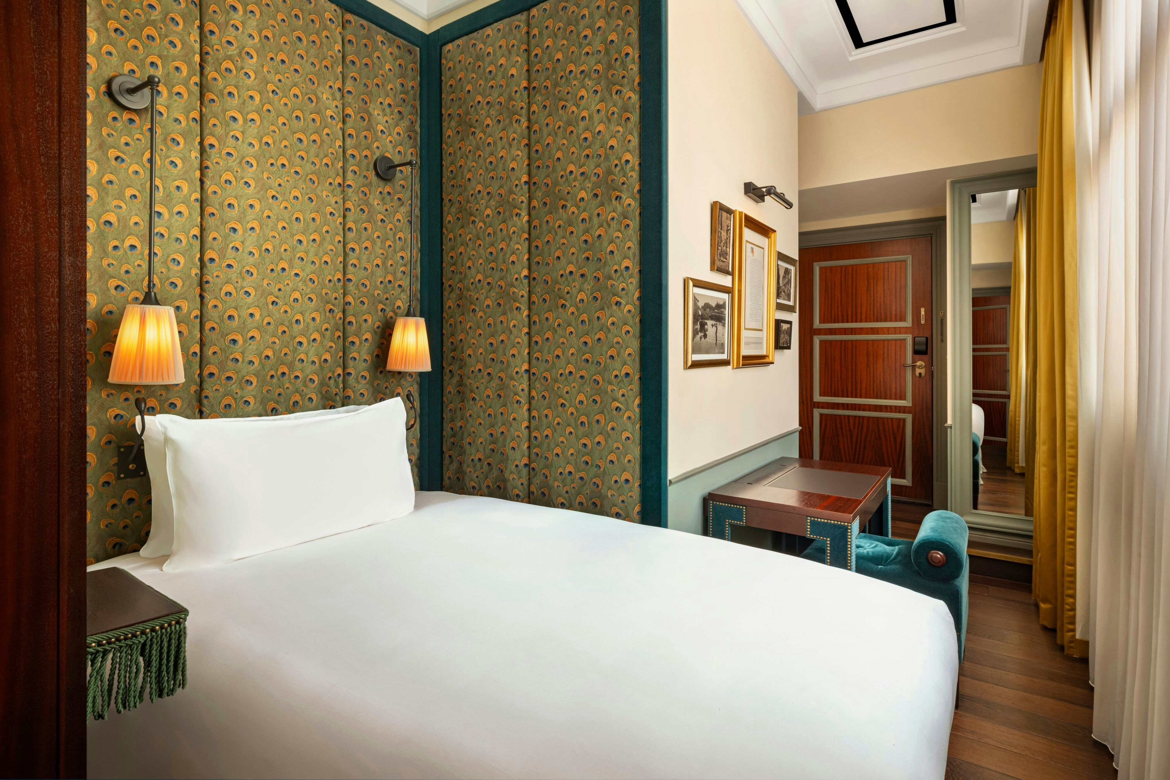 Six Senses Maxwell by null