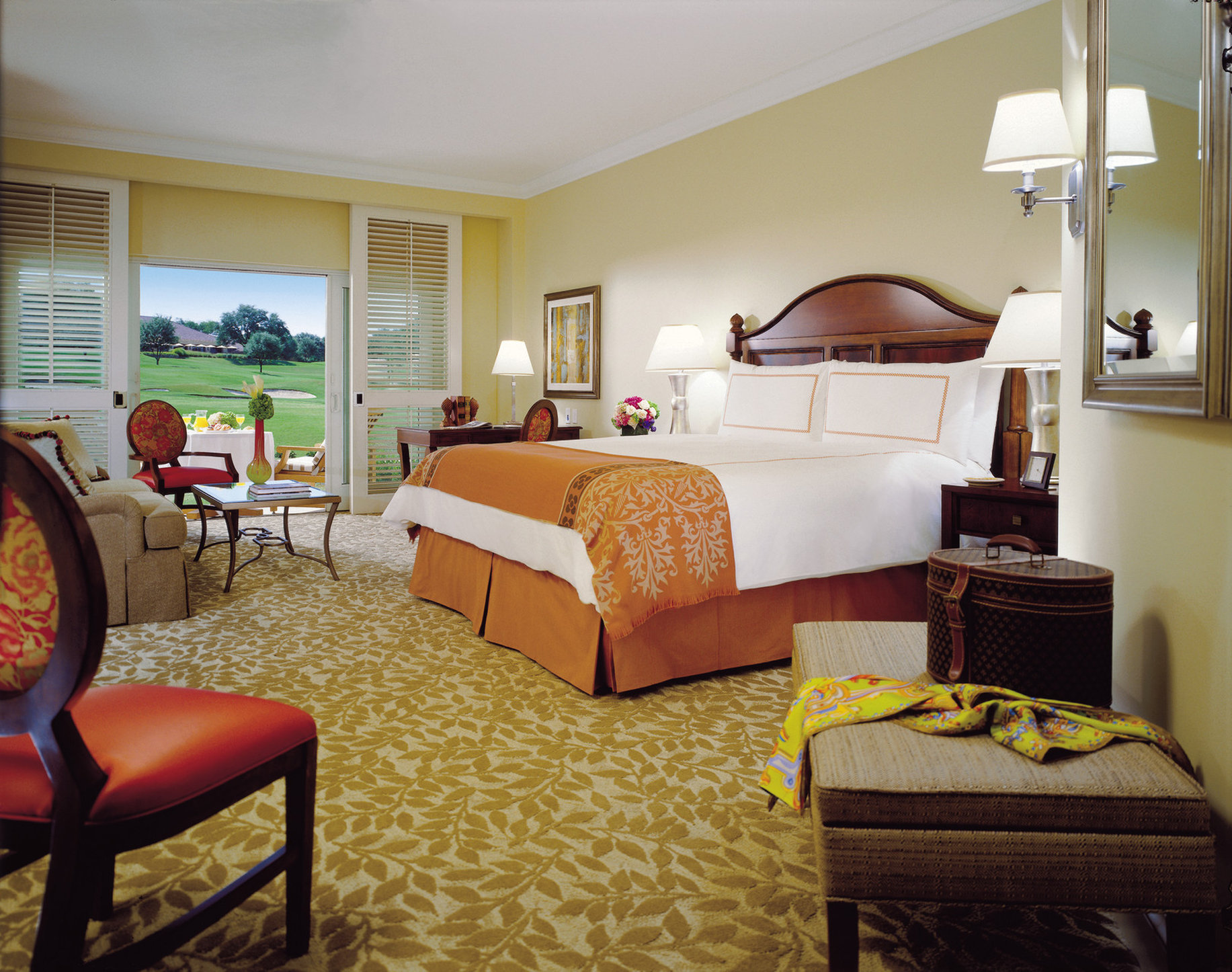 The Ritz-Carlton Dallas, Las Colinas by null