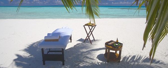 Medhufushi Island Resort by null