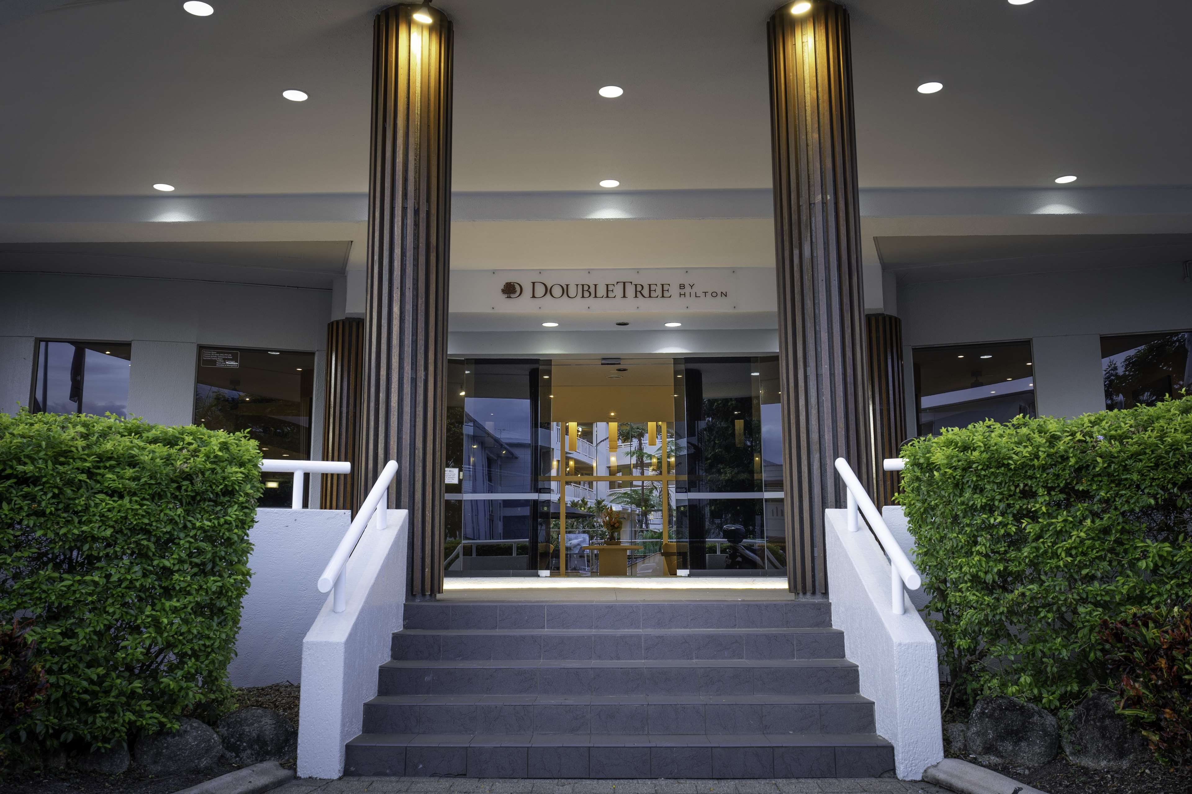 DoubleTree by Hilton Hotel Cairns by null