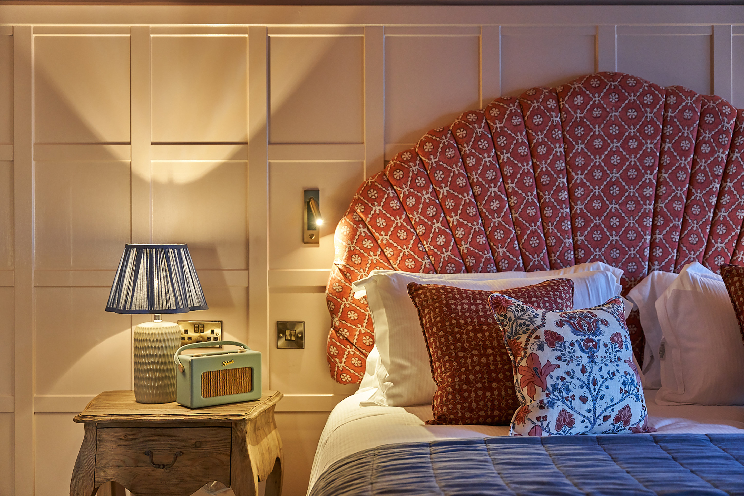 The White Horse by null