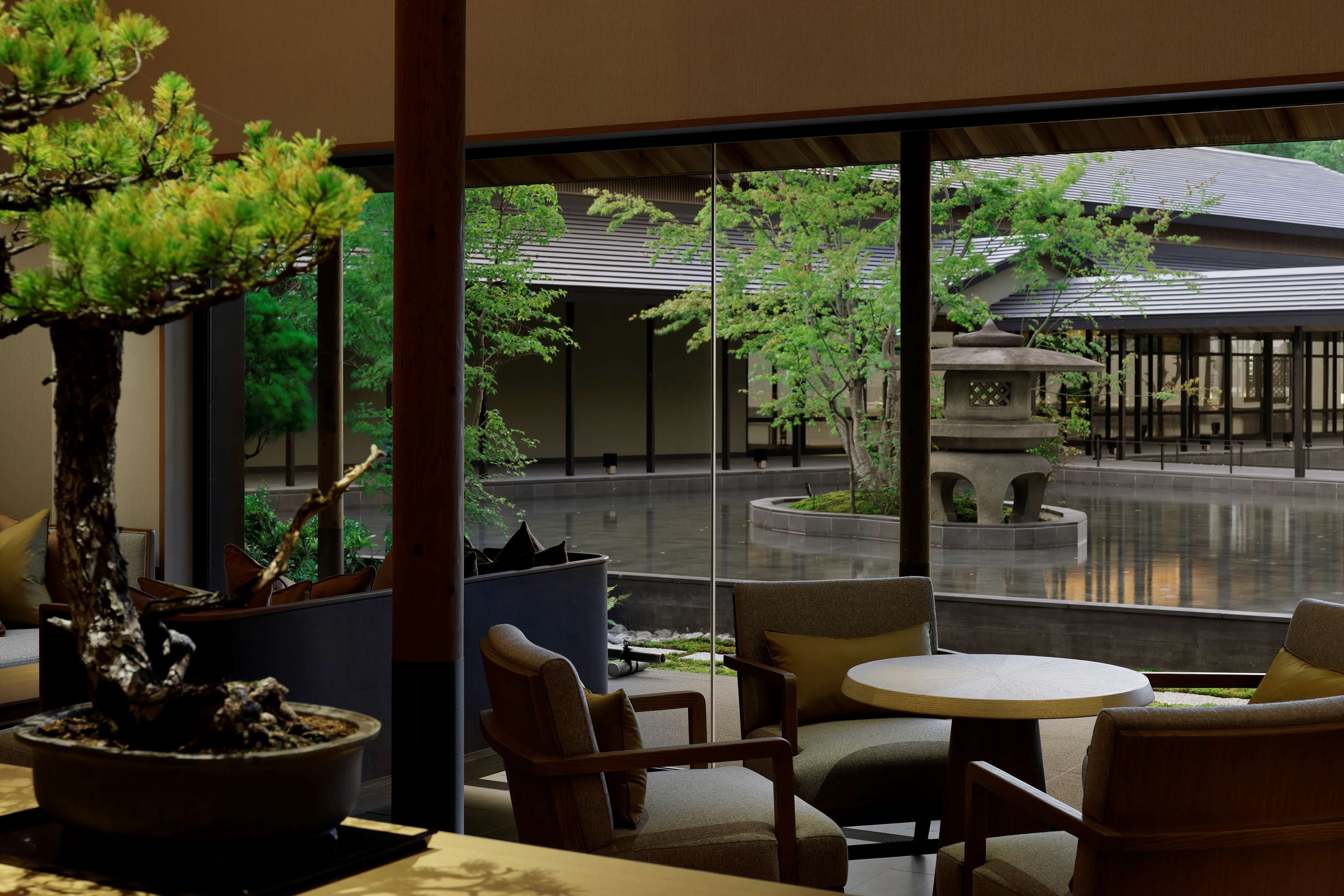 ROKU KYOTO, LXR Hotels & Resorts by null