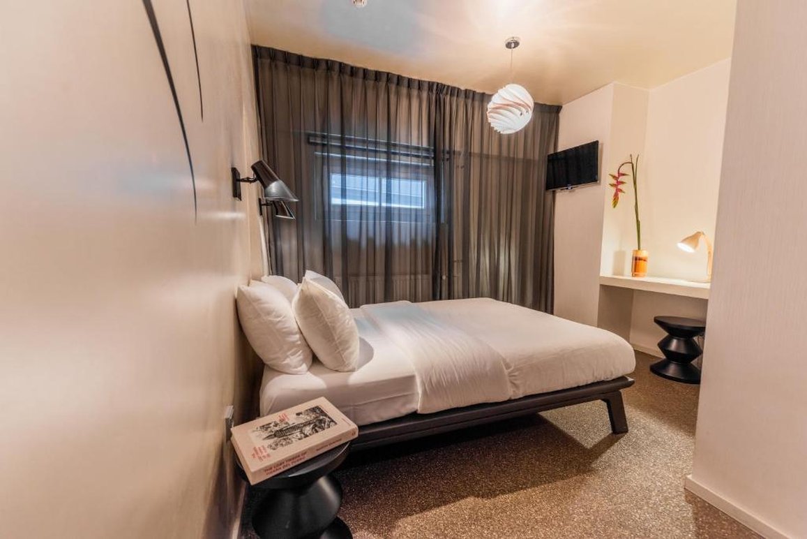 Hotel V Frederiksplein by null