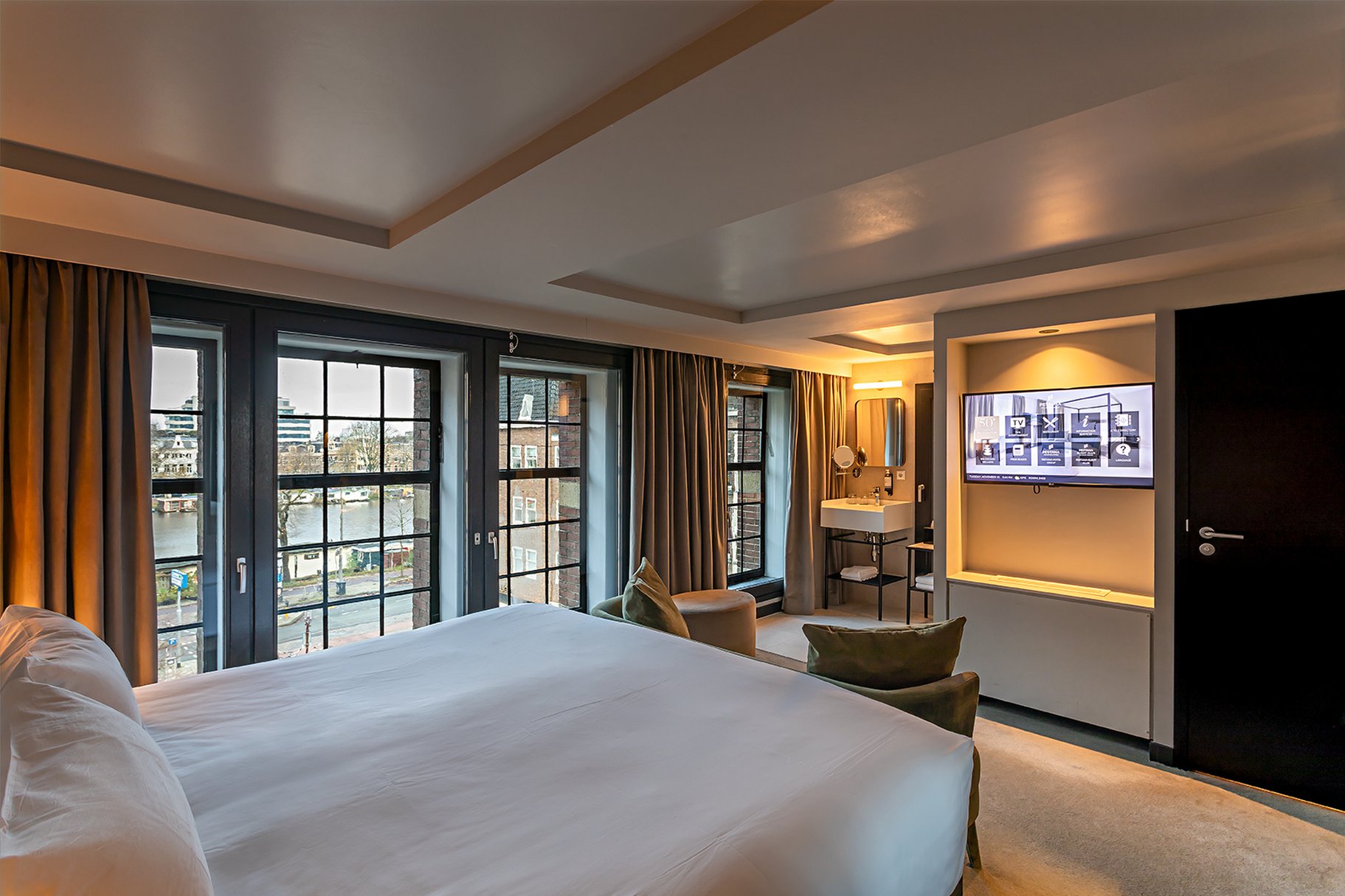 Pestana Amsterdam Riverside by null