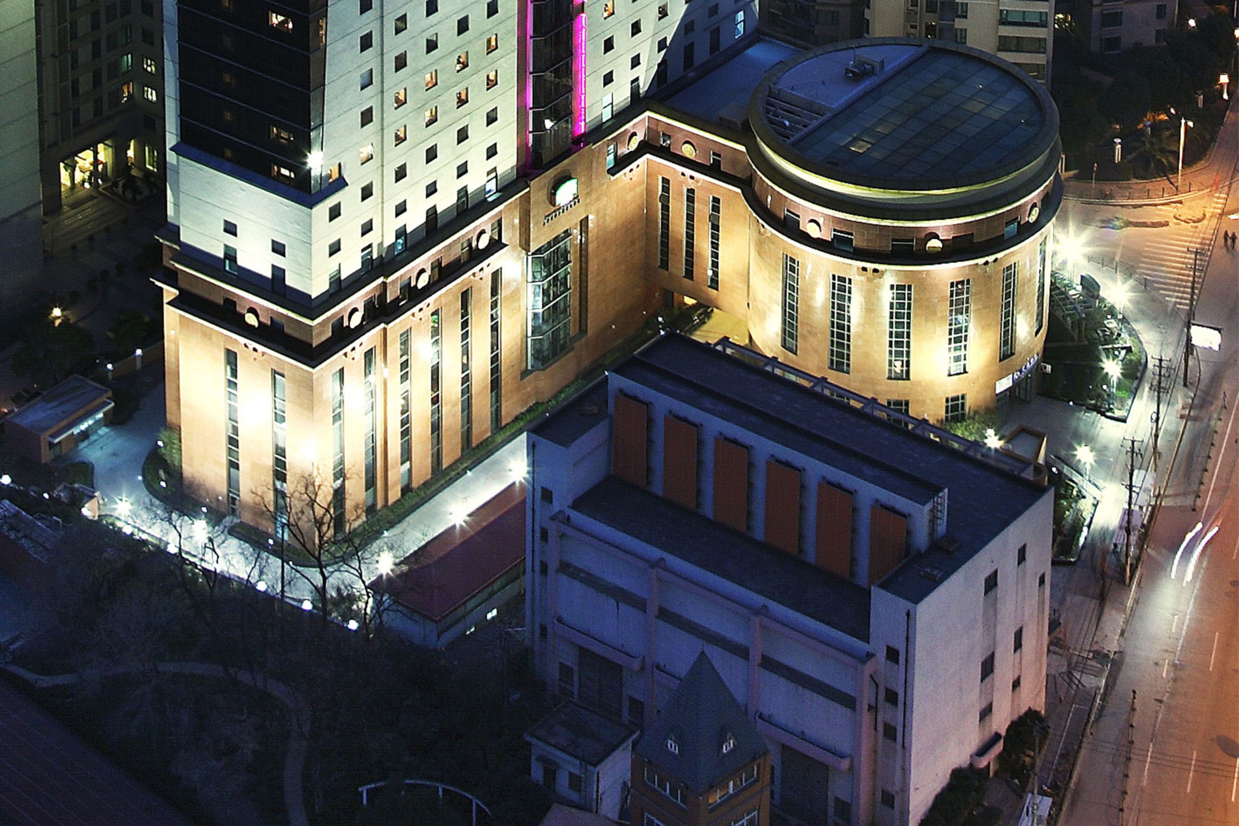 Courtyard Shanghai Xujiahui by null