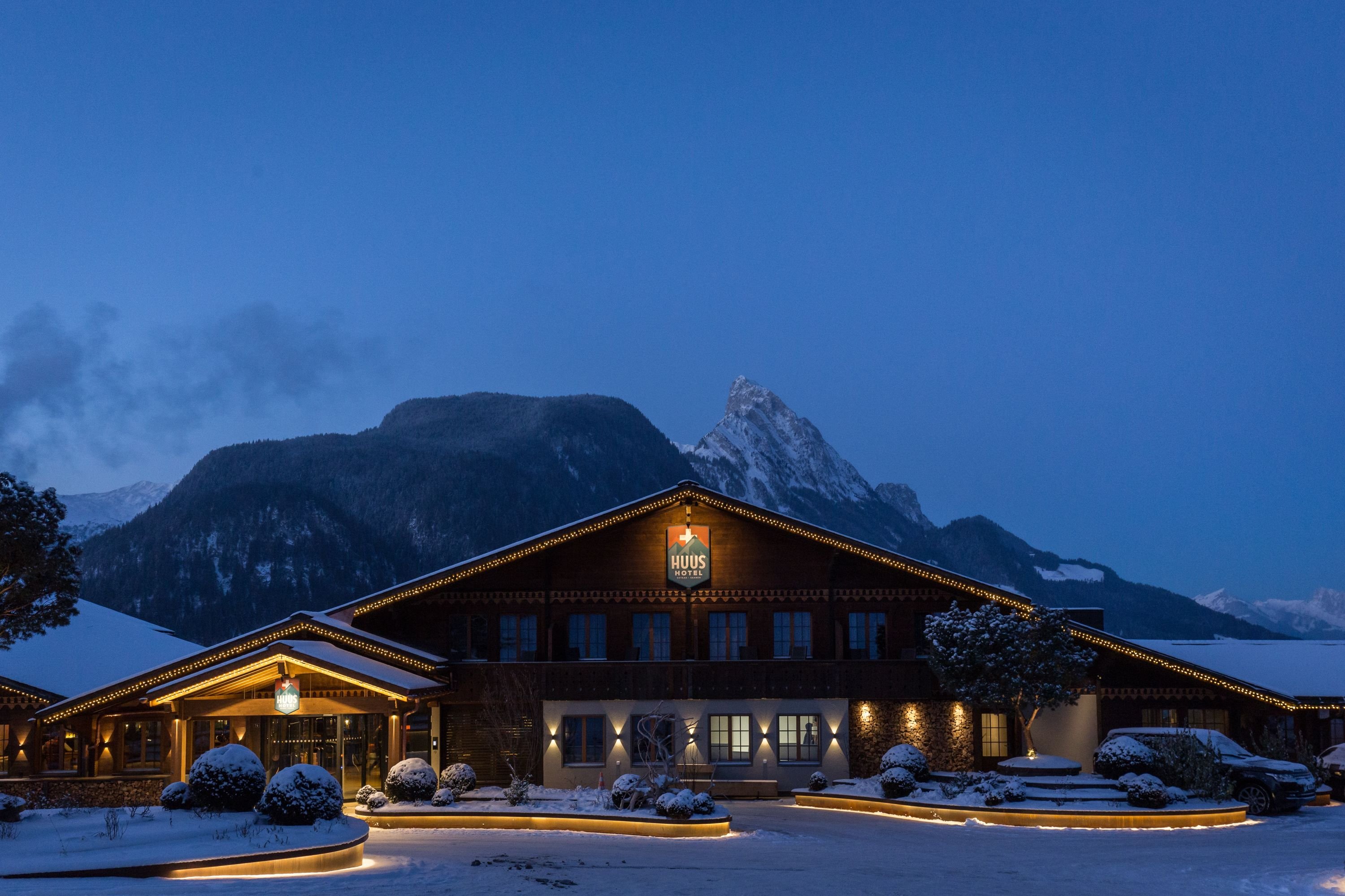 HUUS Gstaad Hotel by null