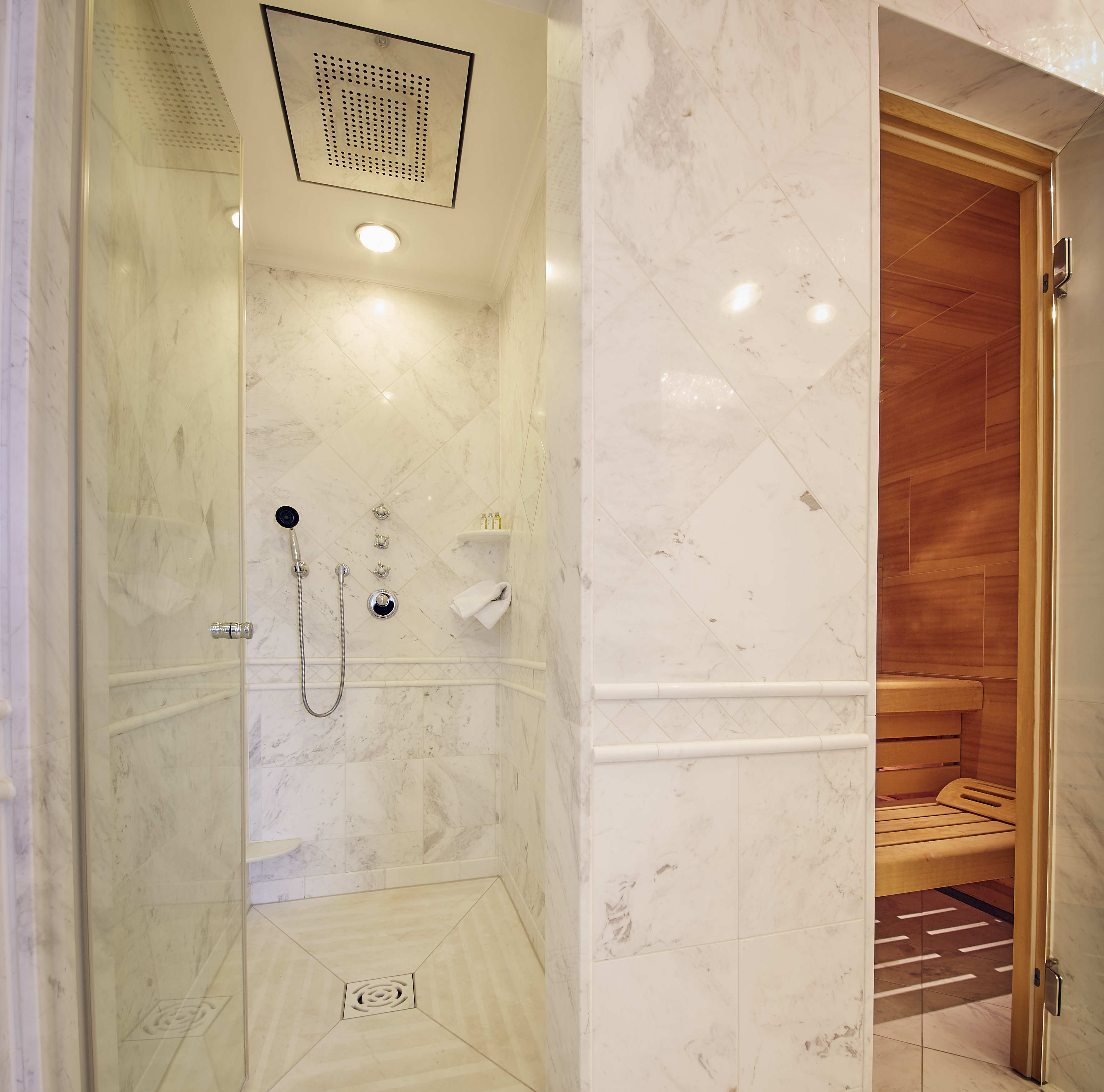 Falkensteiner Schlosshotel Velden by null