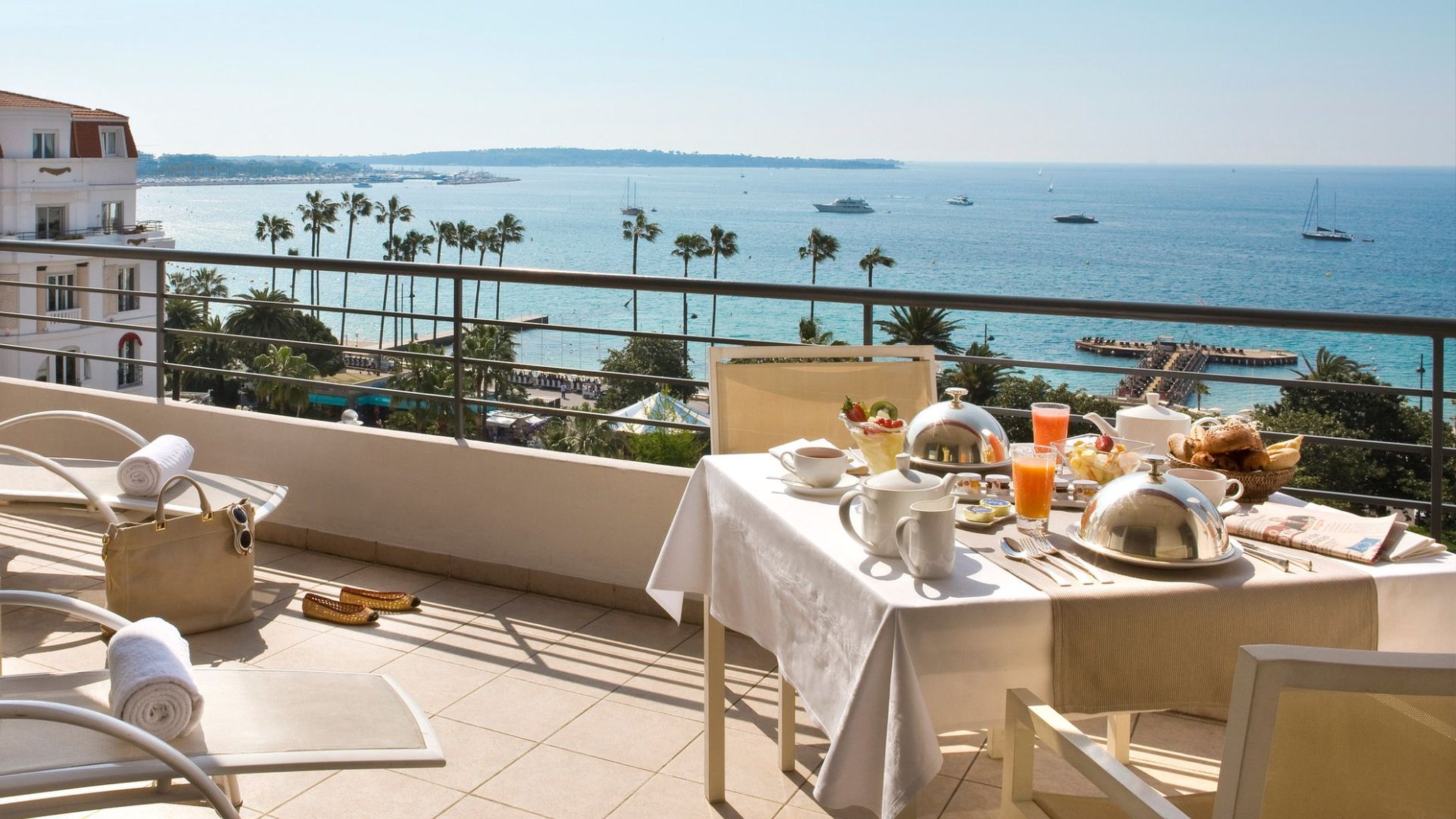 Hotel Barrière Le Majestic Cannes by null