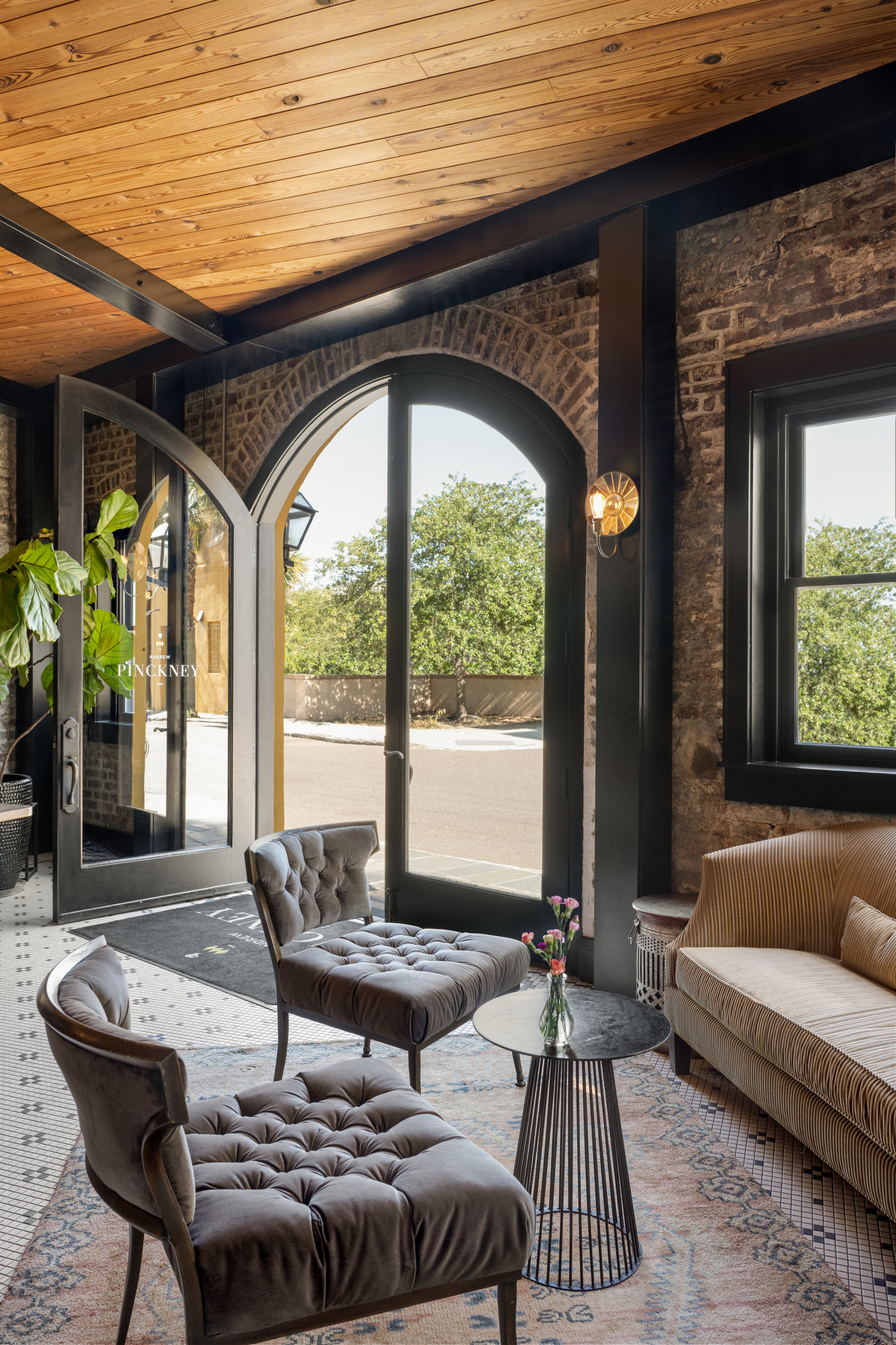 Andrew Pinckney Inn by null