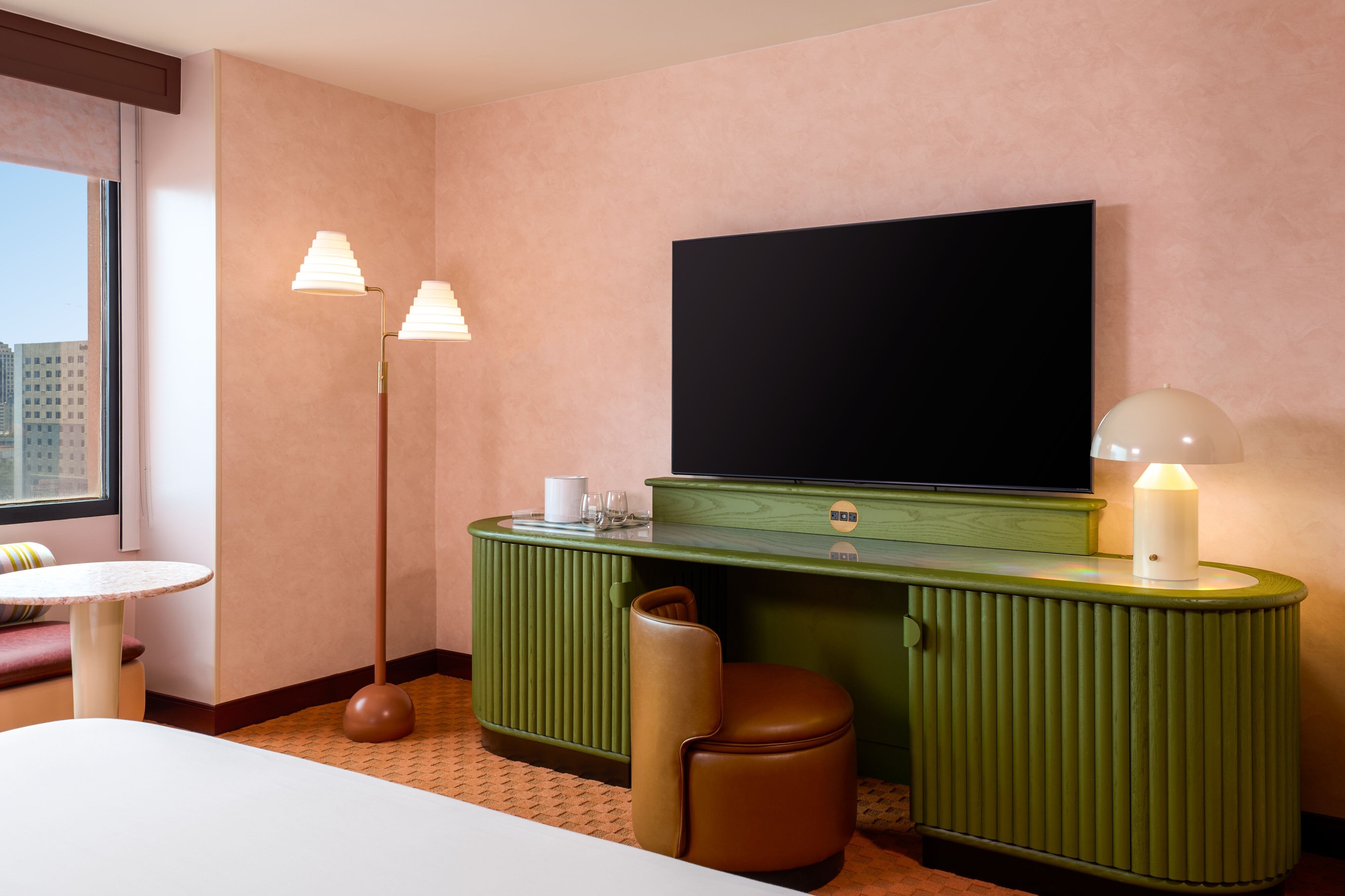 Downright Austin, A Renaissance Hotel by null