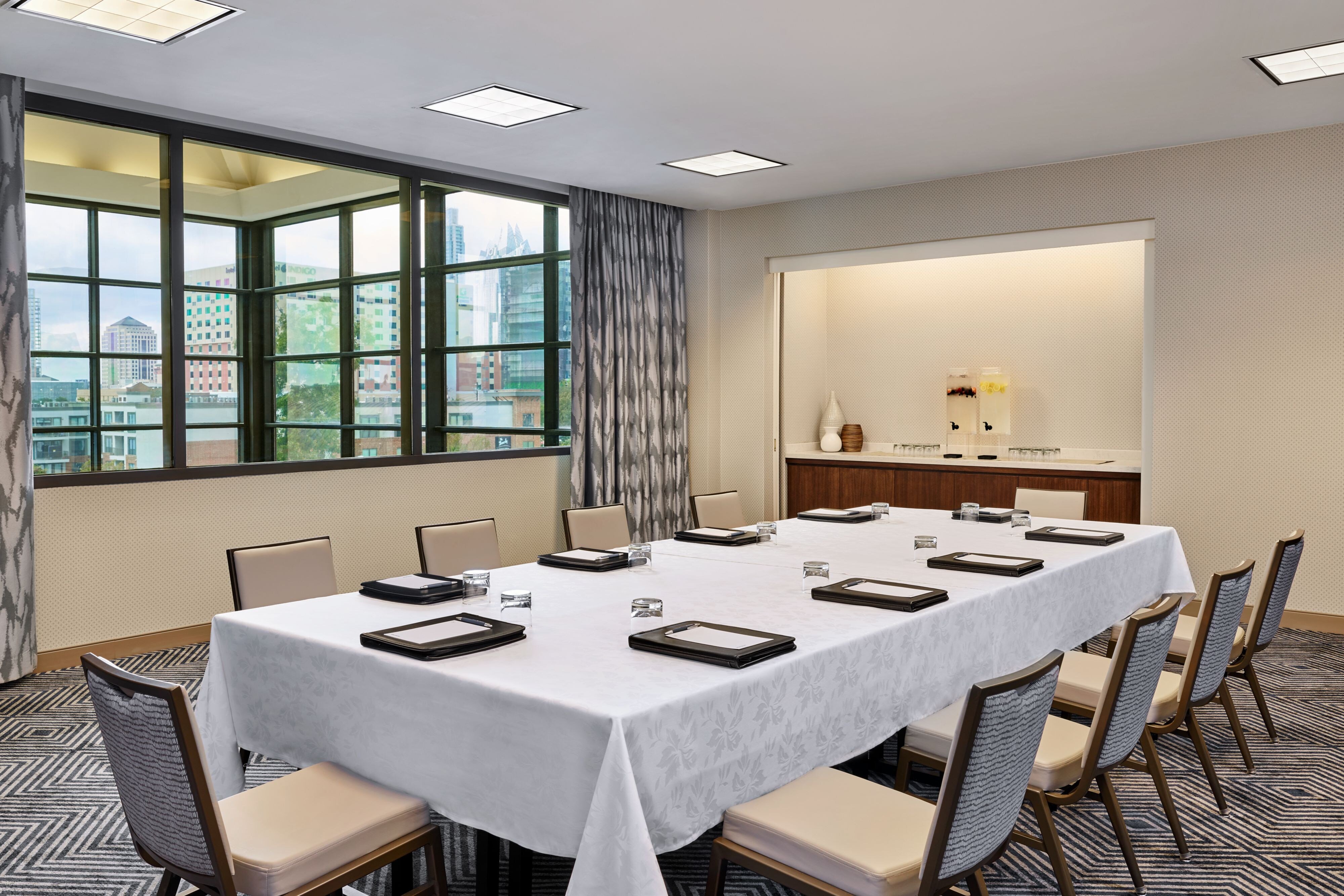 Downright Austin, A Renaissance Hotel by null
