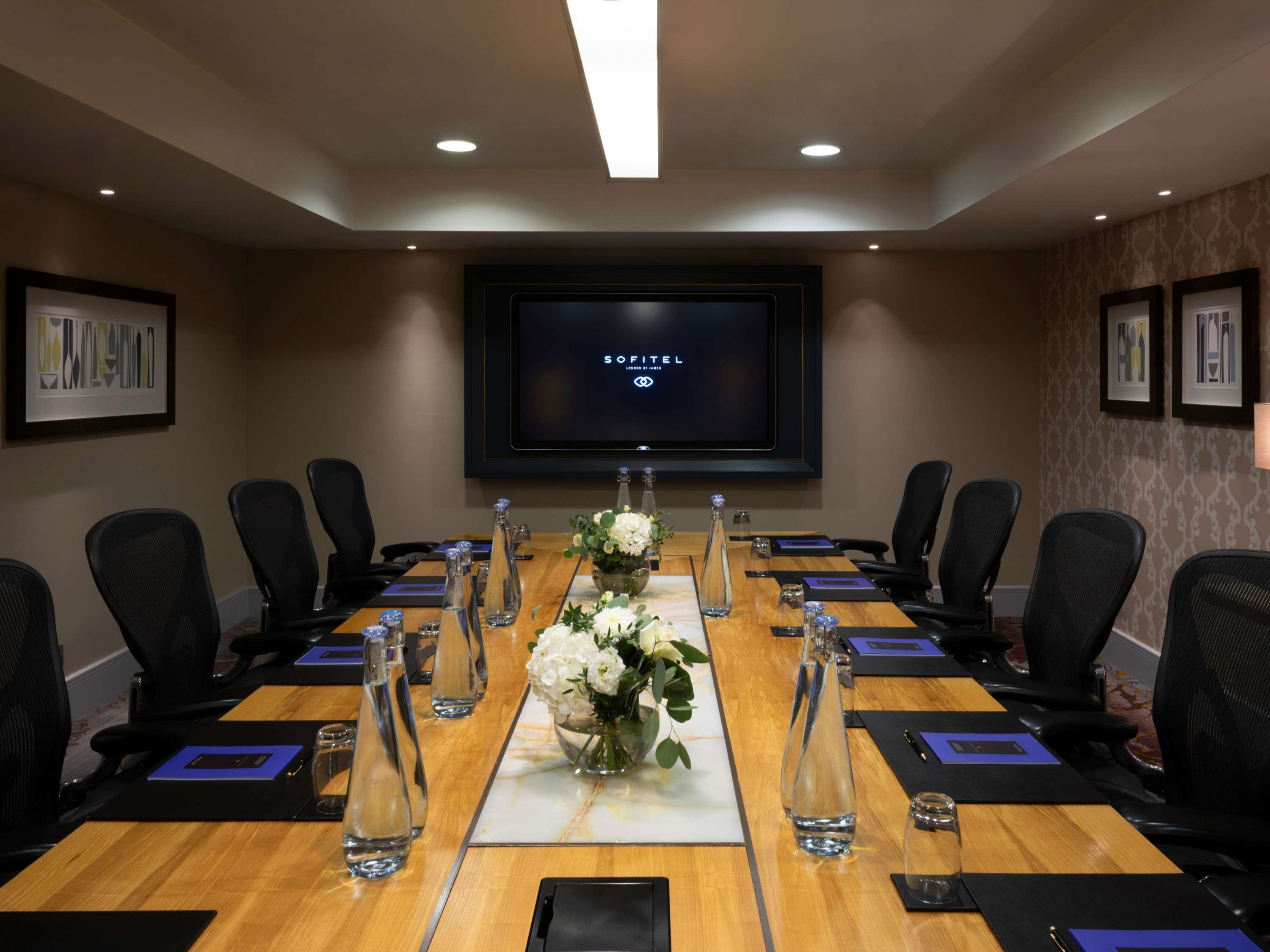 Sofitel London St James by null
