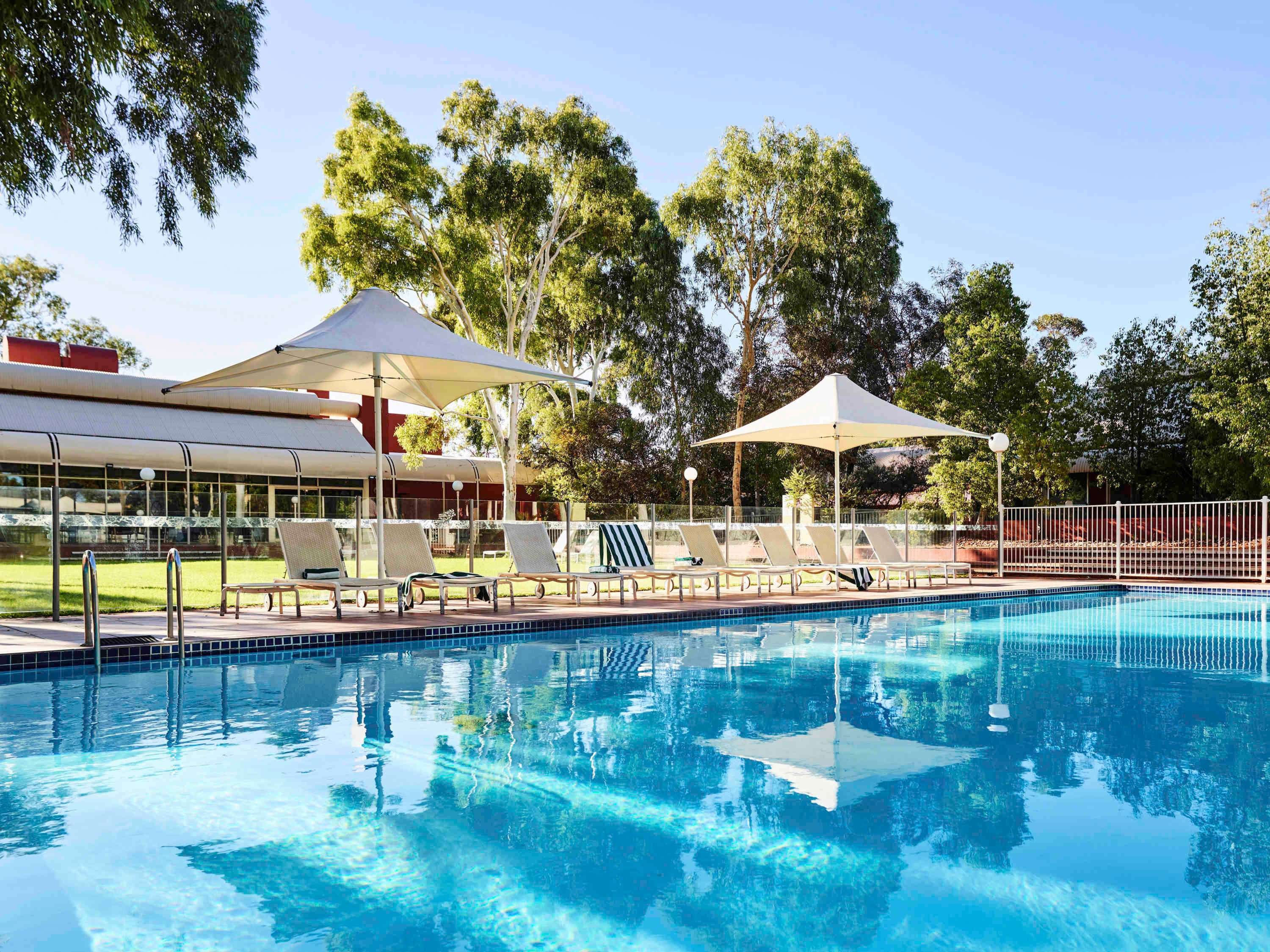 Desert Gardens Hotel by null