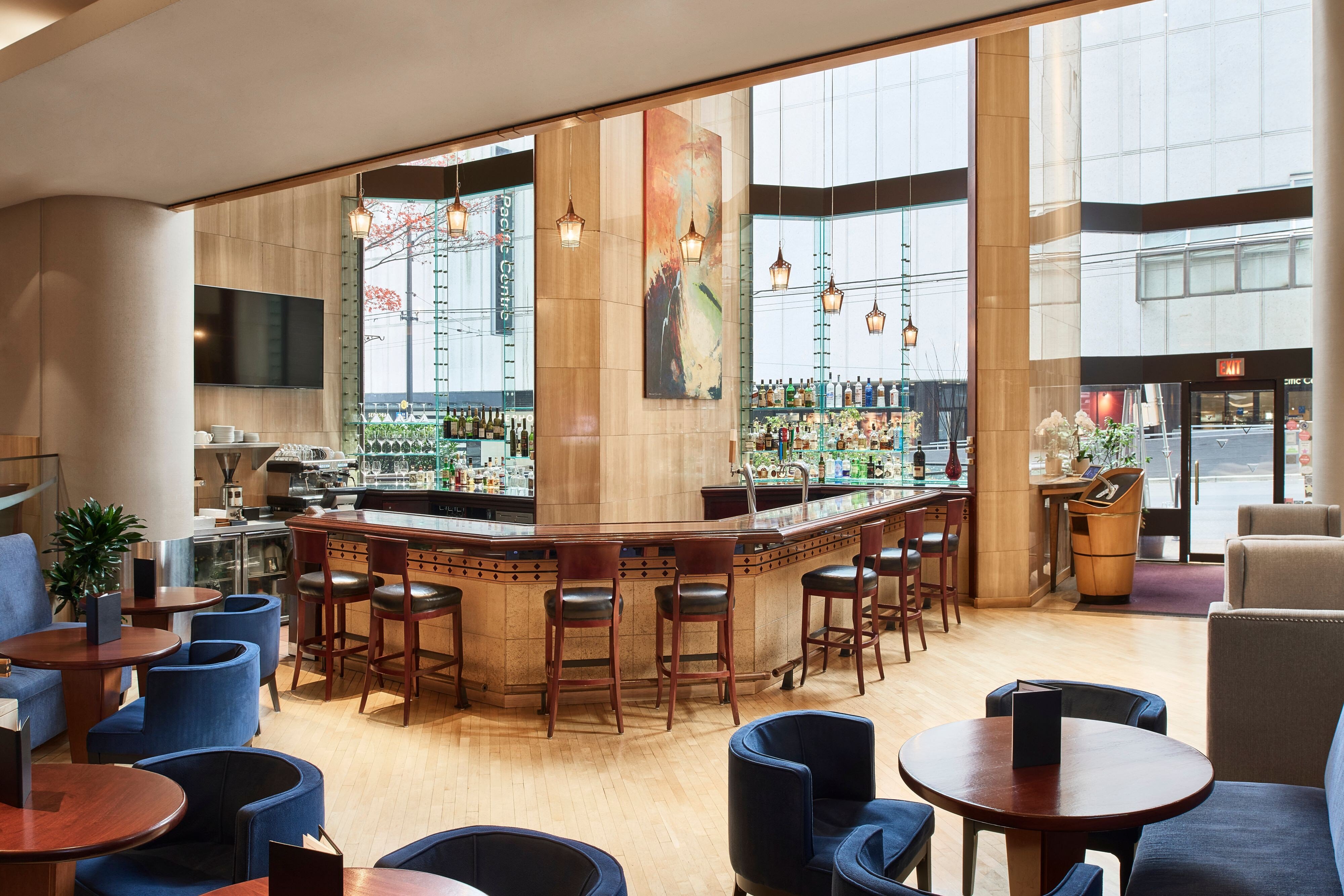 Metropolitan Hotel Vancouver by null