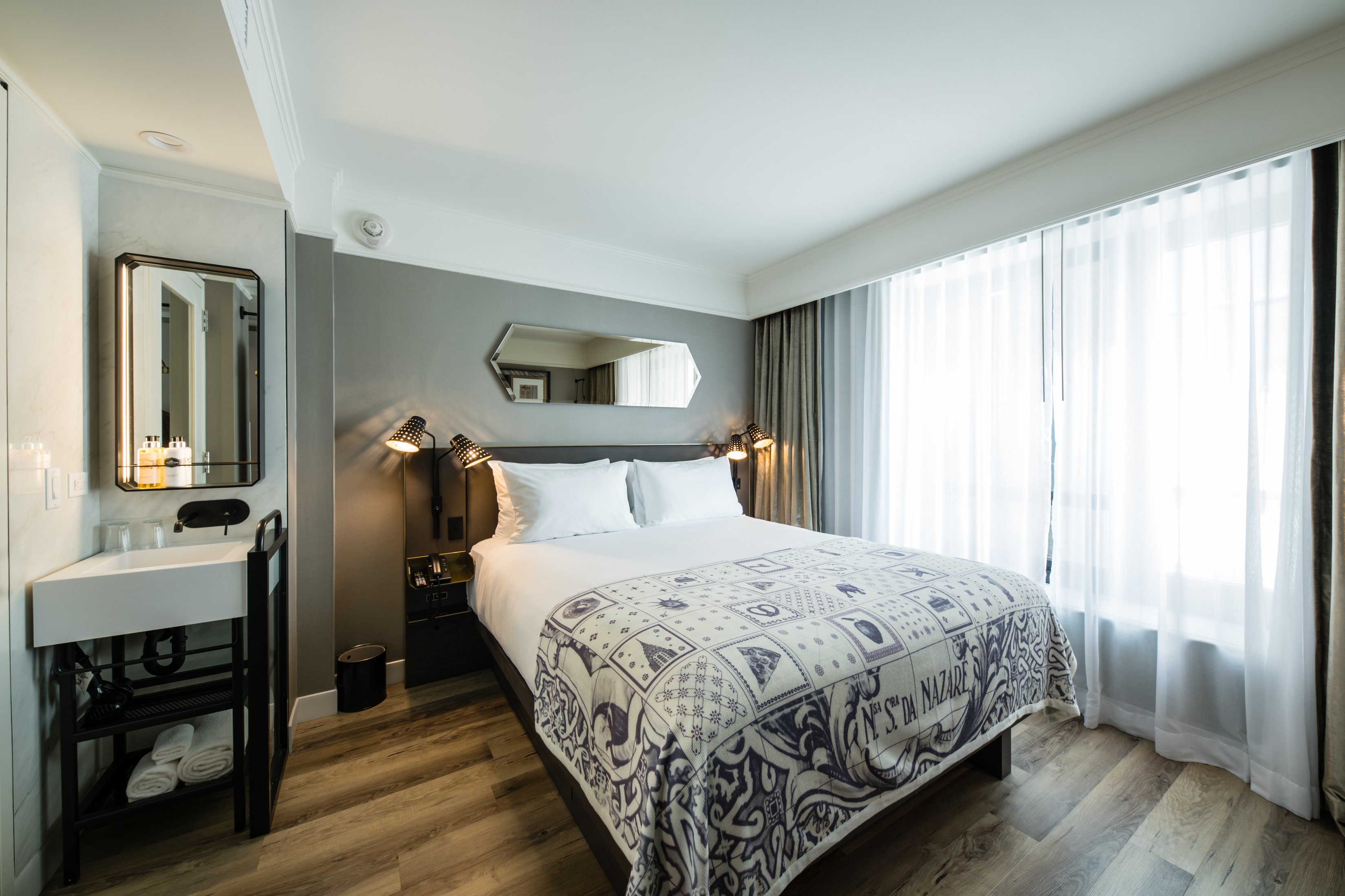 Pestana Park Avenue by null
