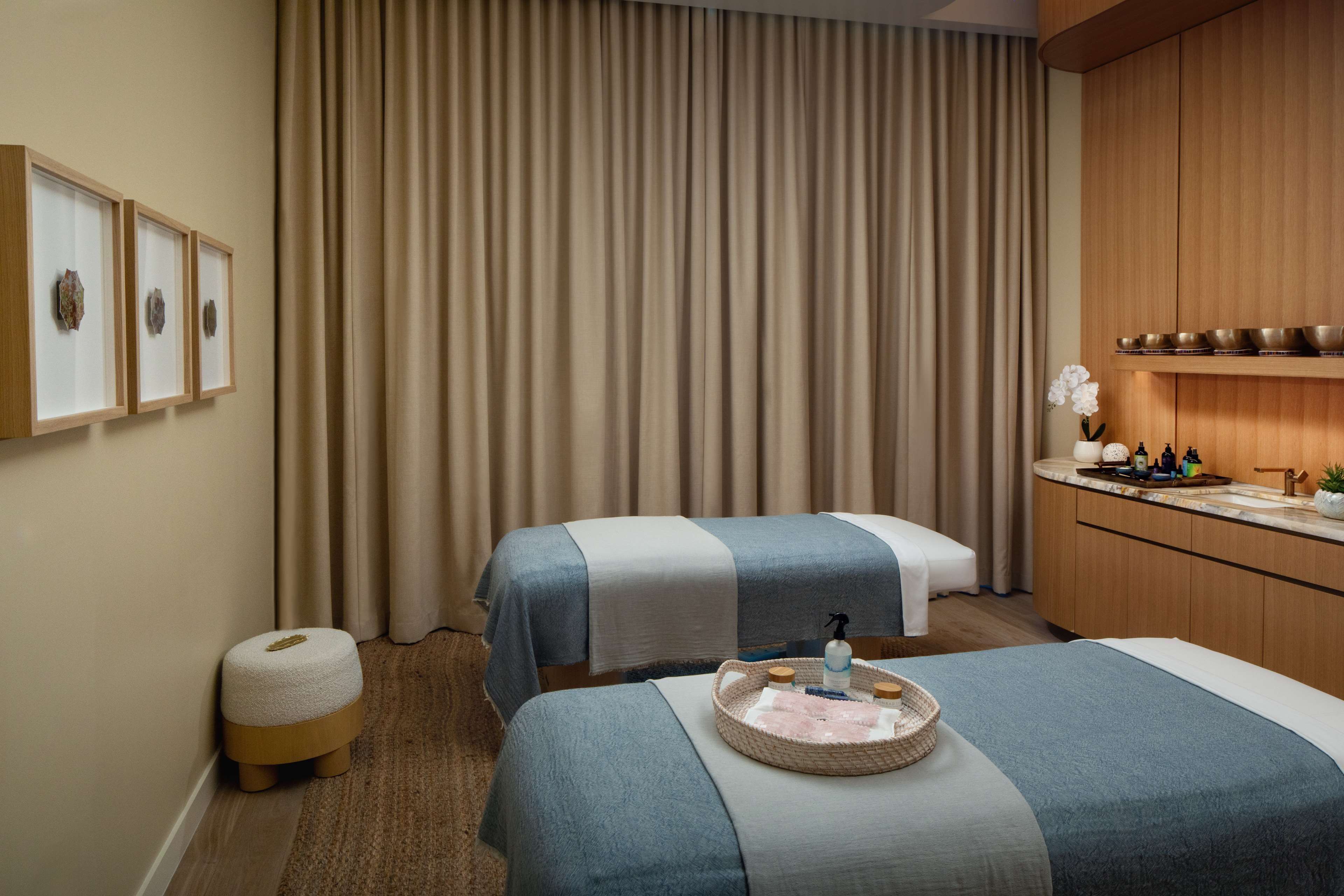 Conrad Orlando at Evermore by null