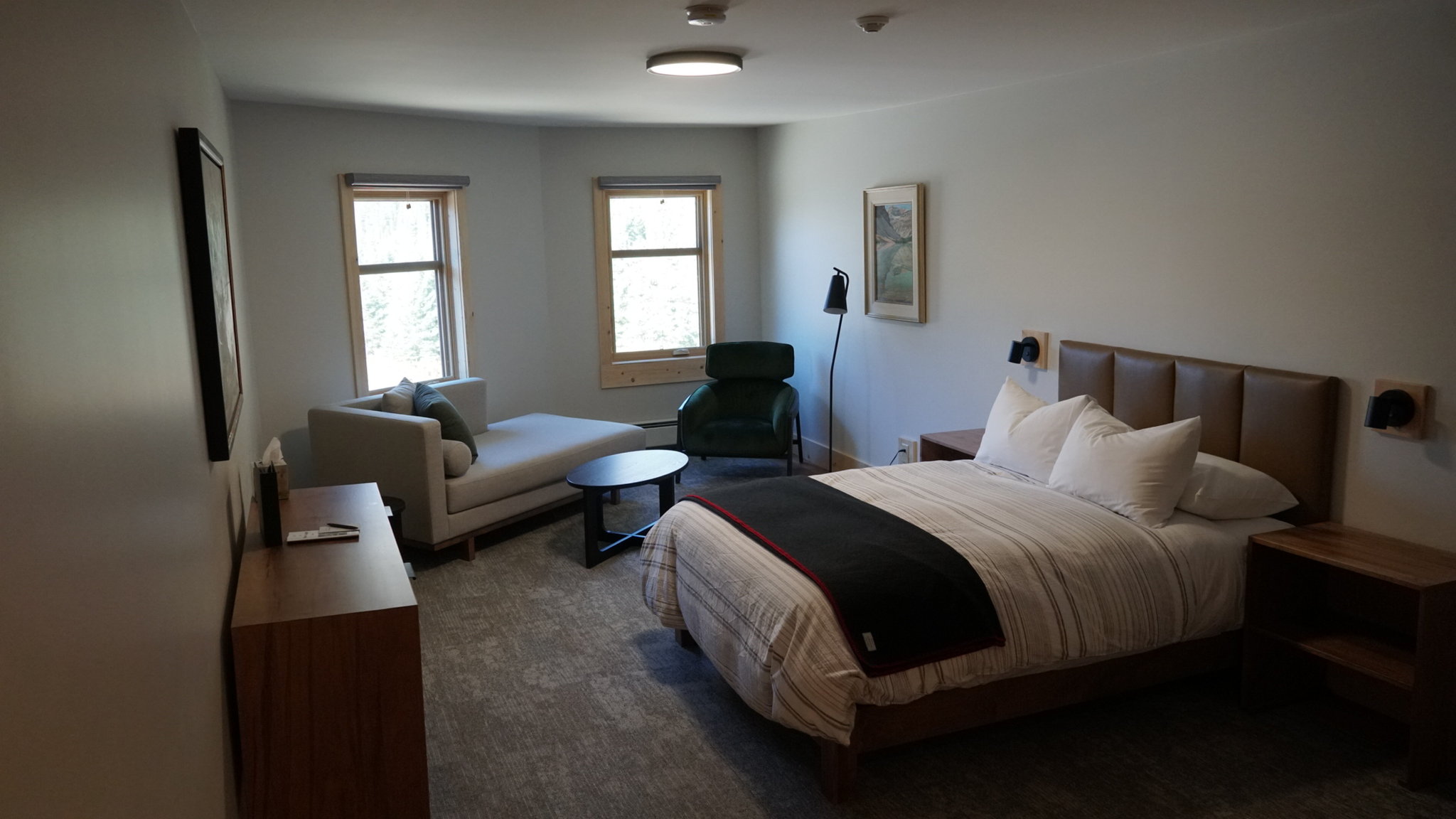 The Lodge at Bow Lake by null