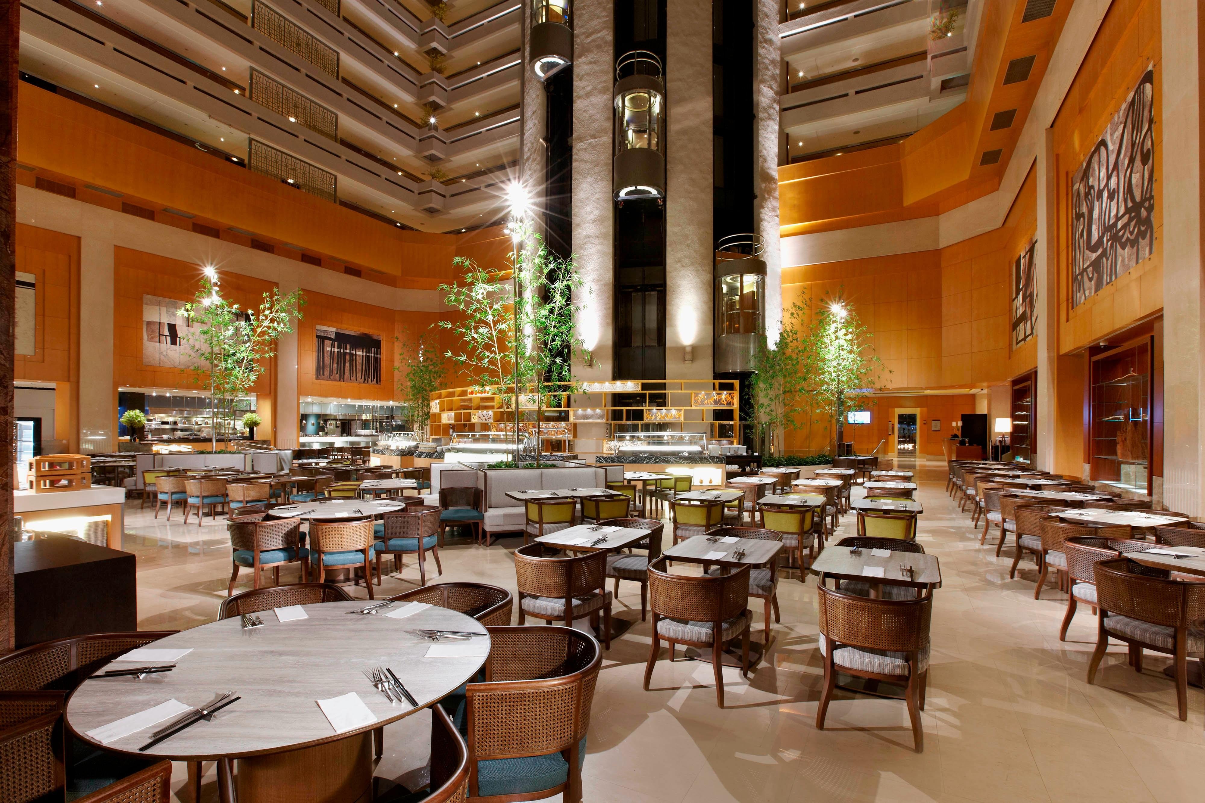 Sheraton Grand Taipei Hotel by null