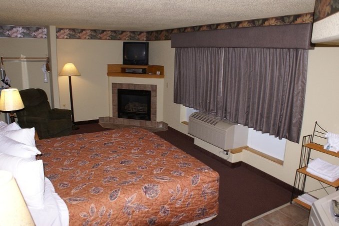 Fossil Creek Hotel & Suites/Conference Center I-70 by null