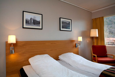 Kinsarvik Fjordhotel by null