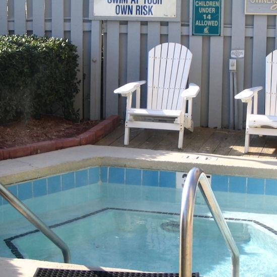 Schooner Beach & Racquet Club photo 6