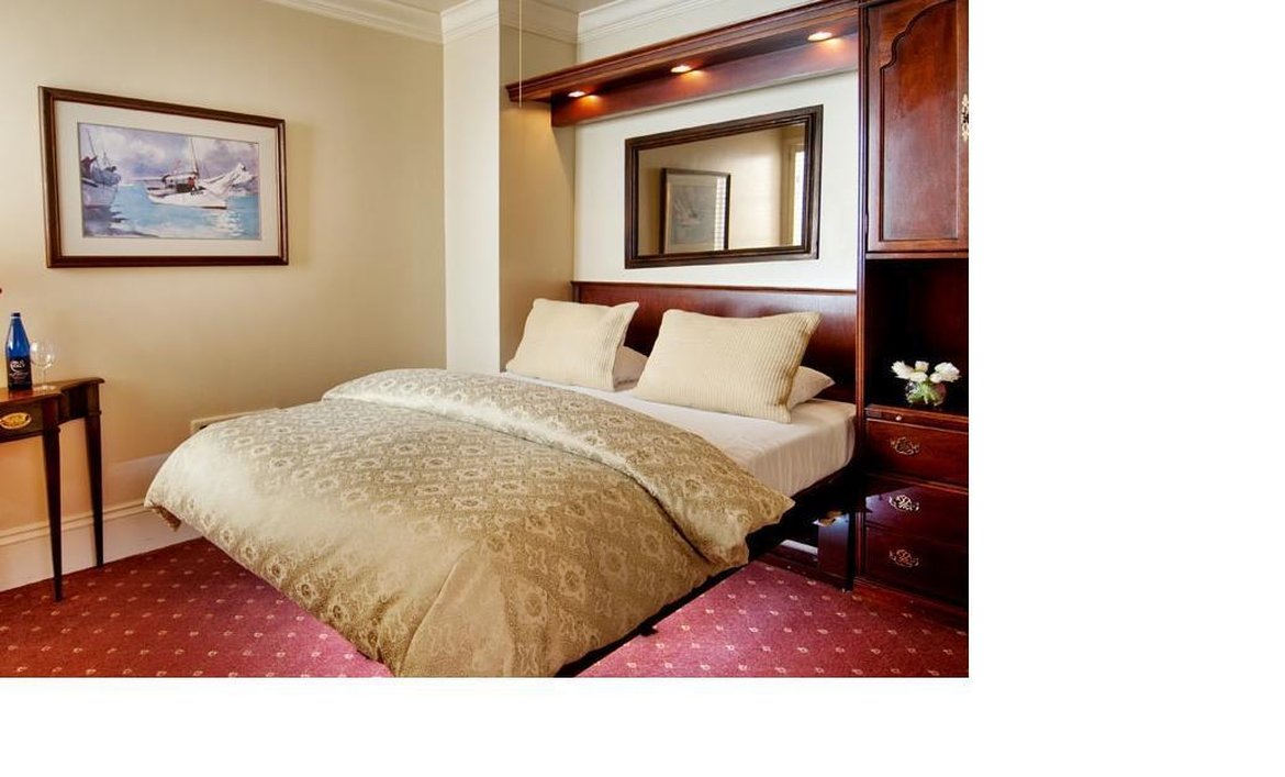 The Monterey Hotel by null