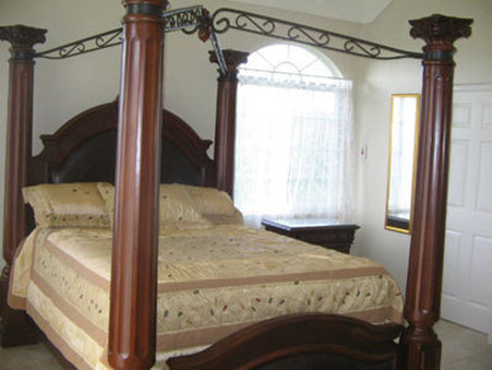 Retreat Guesthouse Luxury Suites by null