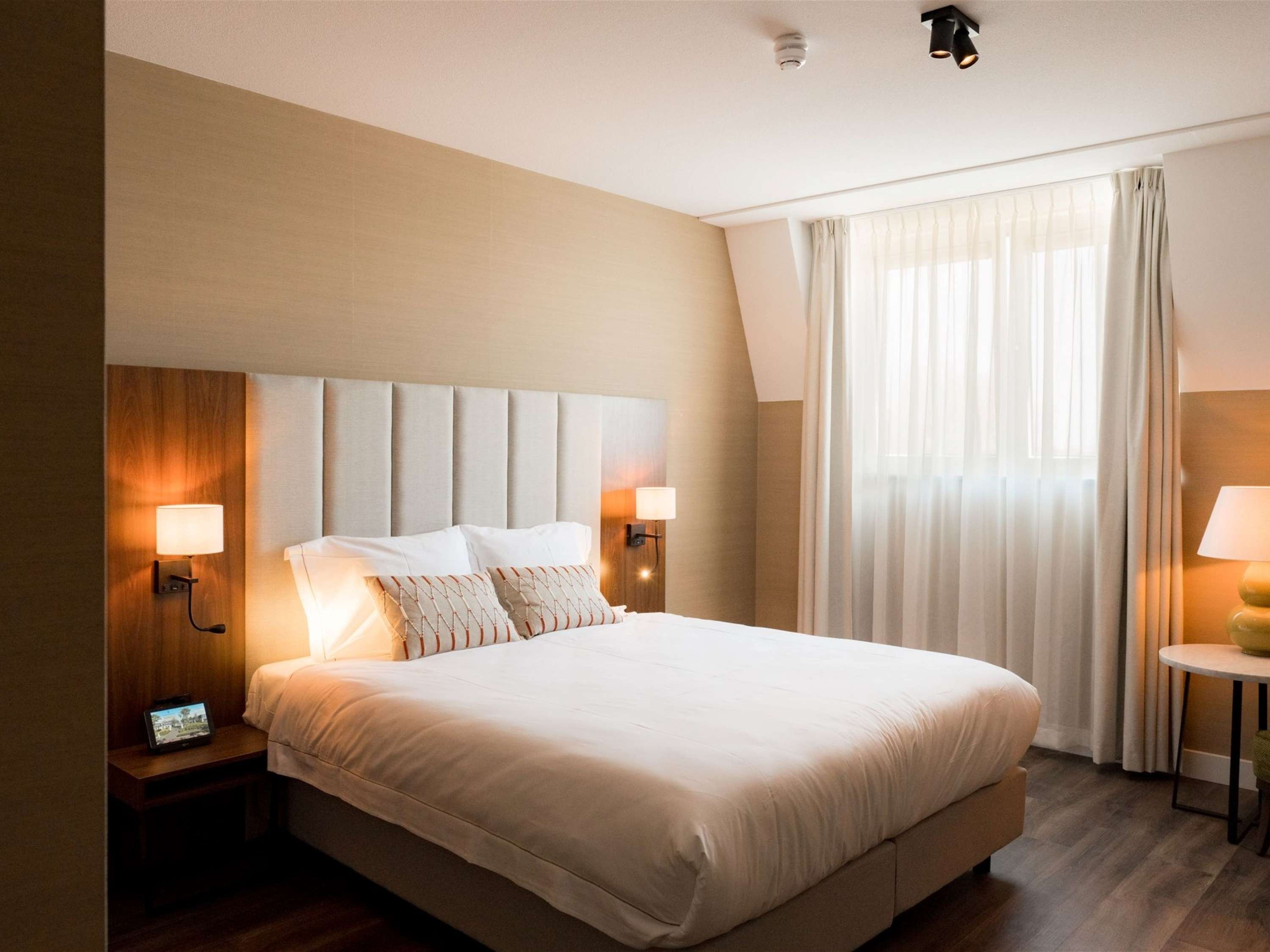 Hotel Ter Zand - Handwritten Collection by null