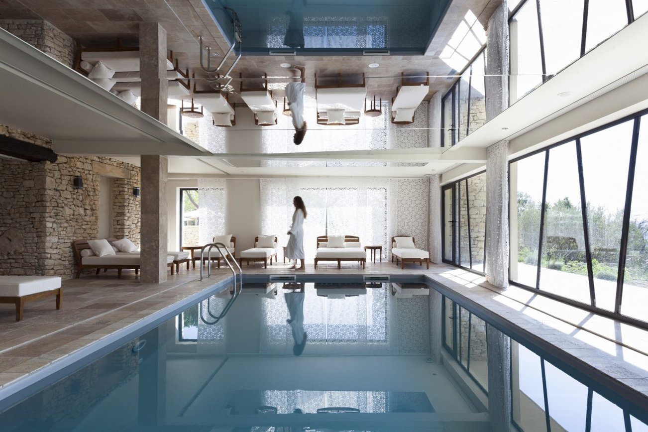 Le Mas des Herbes Blanches by null