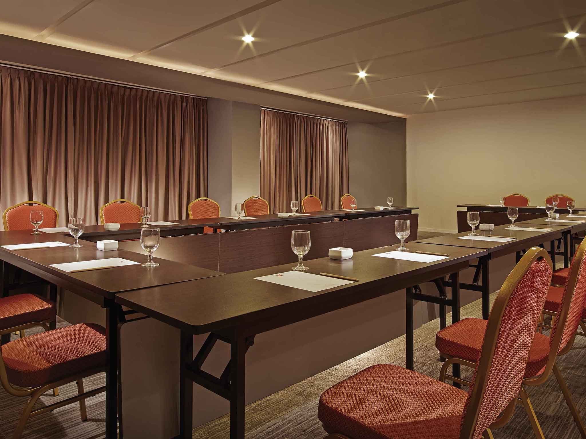 ibis Surabaya City Center by null