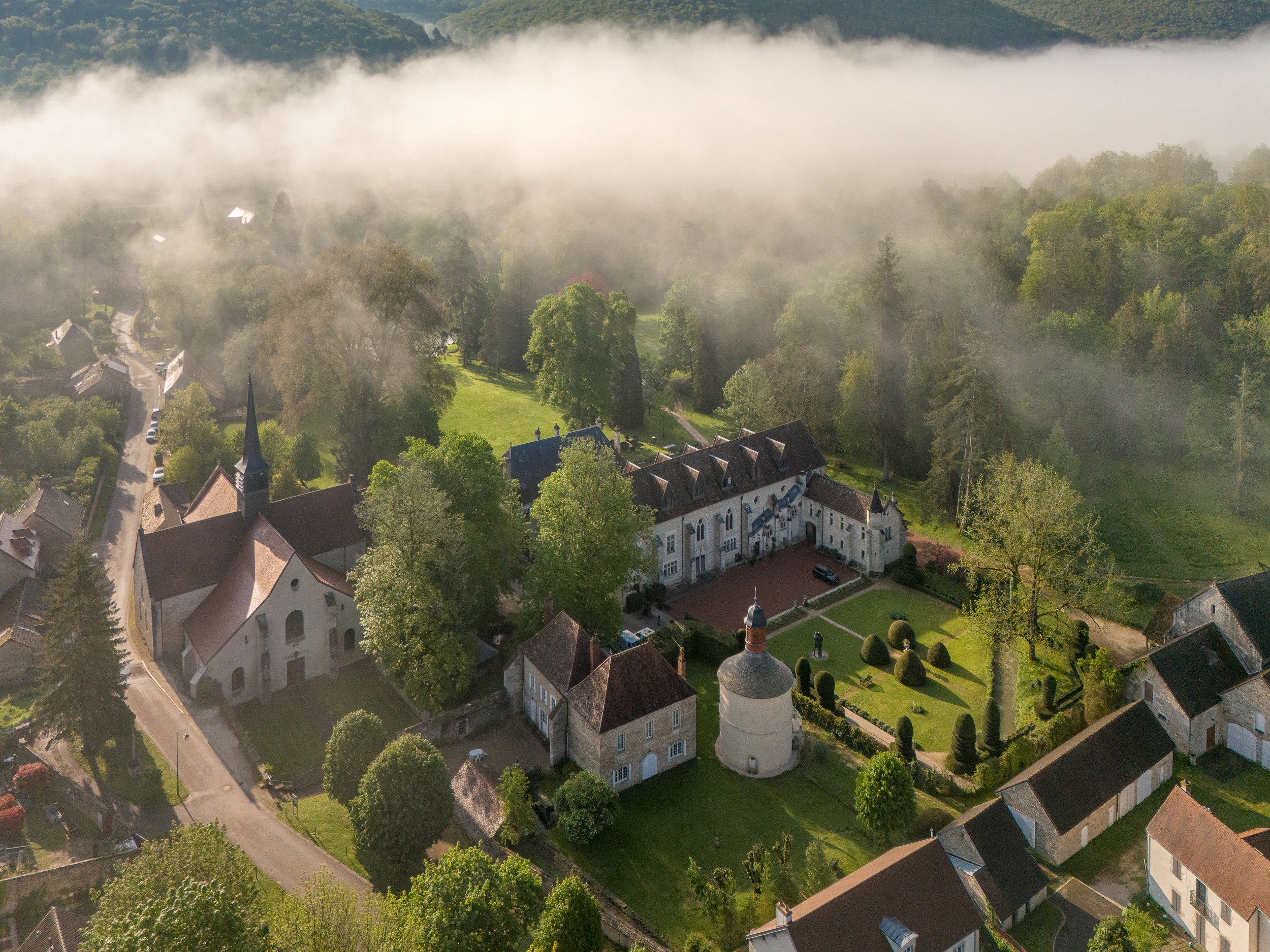 Abbaye De La Bussière by null