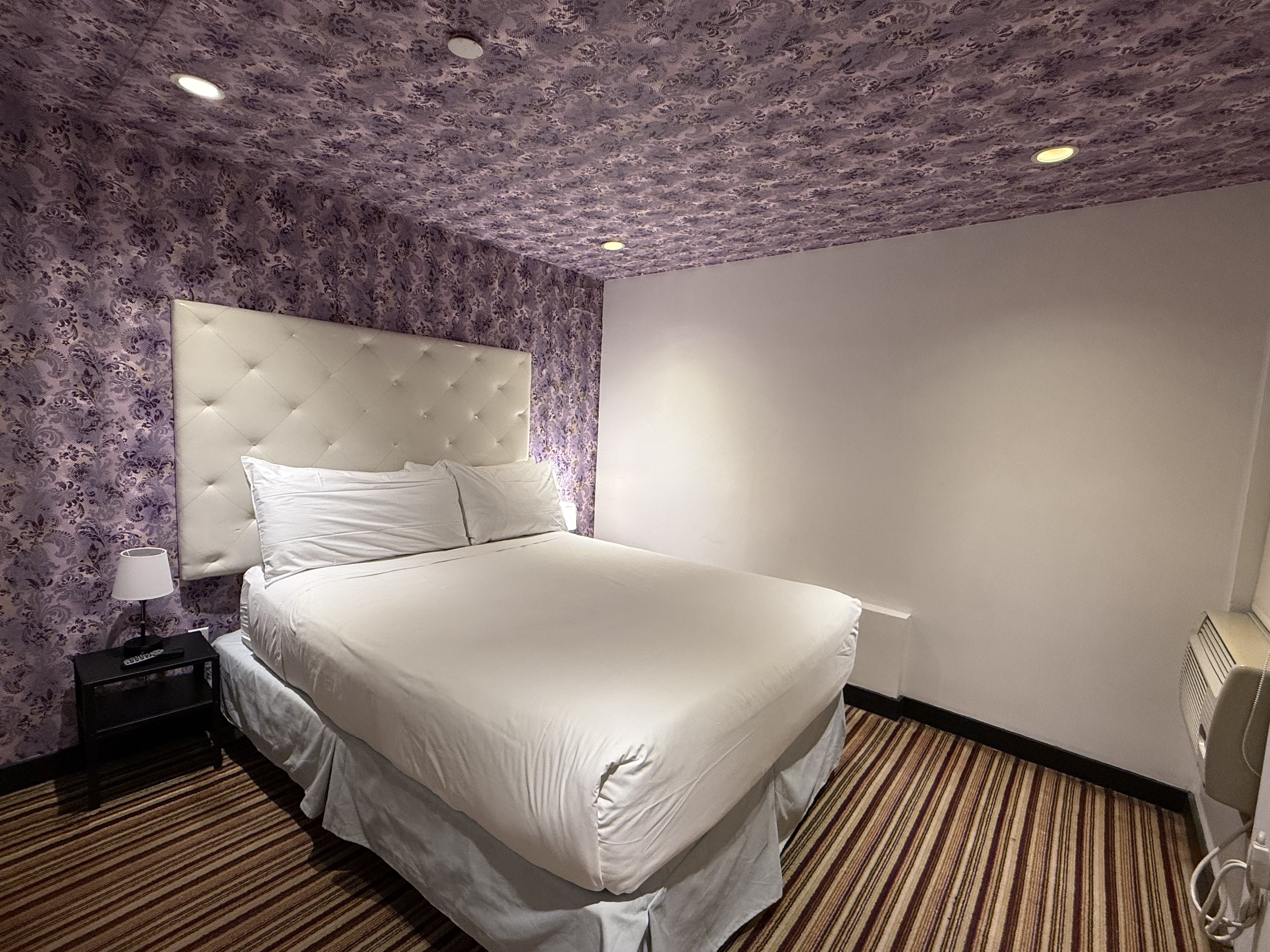 Night Hotel Broadway photo 5