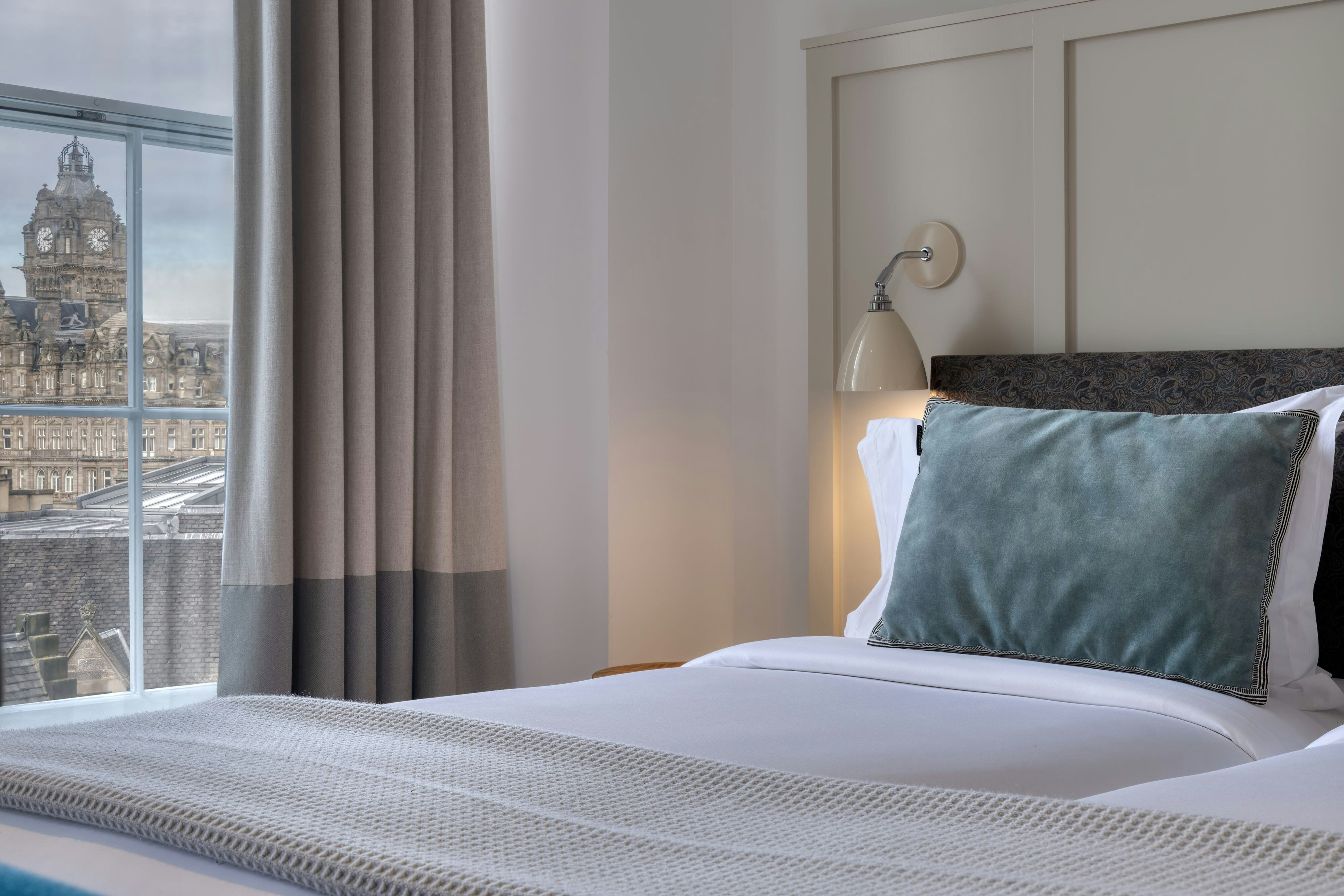 Old Town Chambers, Autograph Collection by null