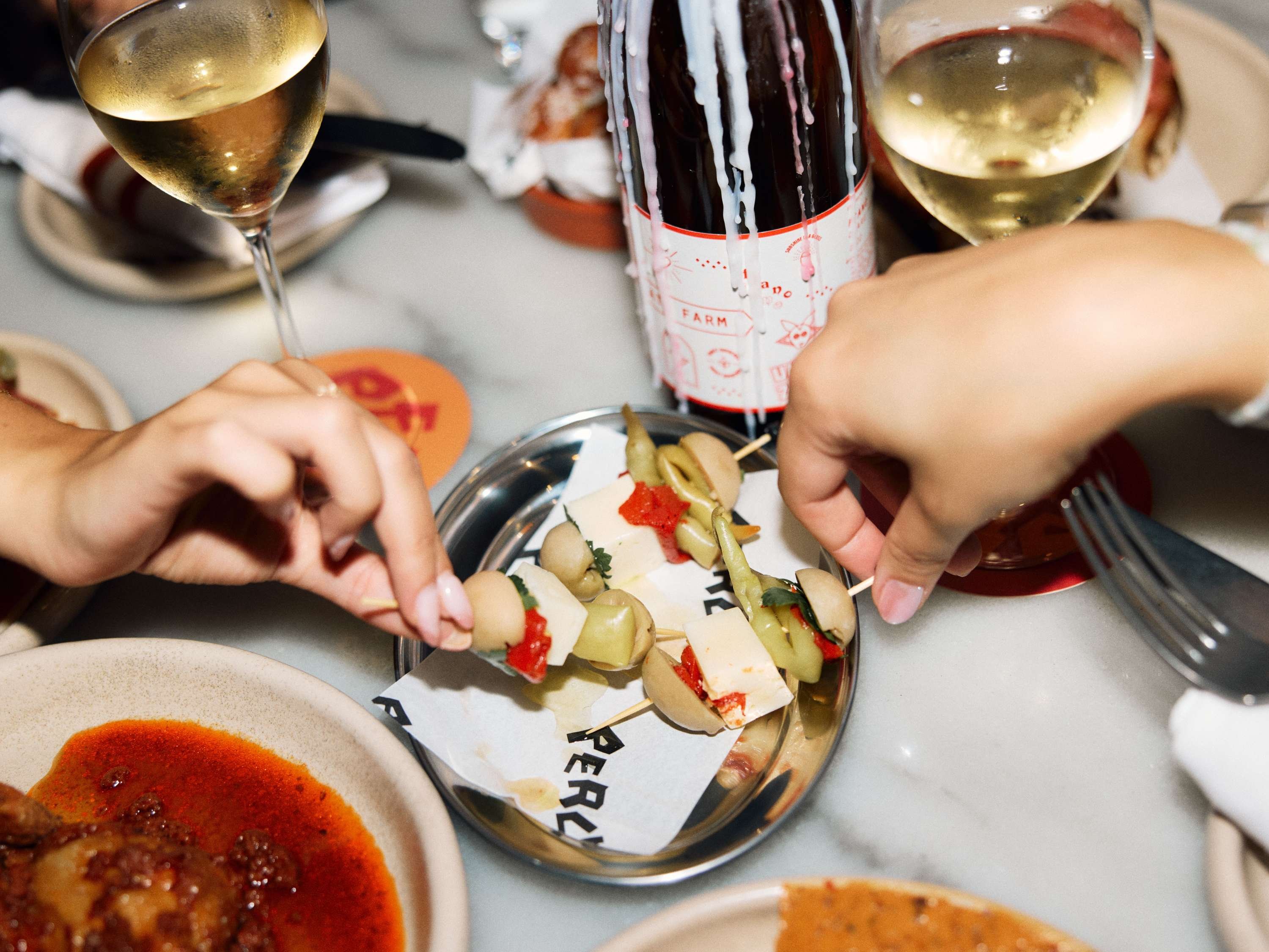 Hotel Woolstore 1888, Sydney - Handwritten Collection by null