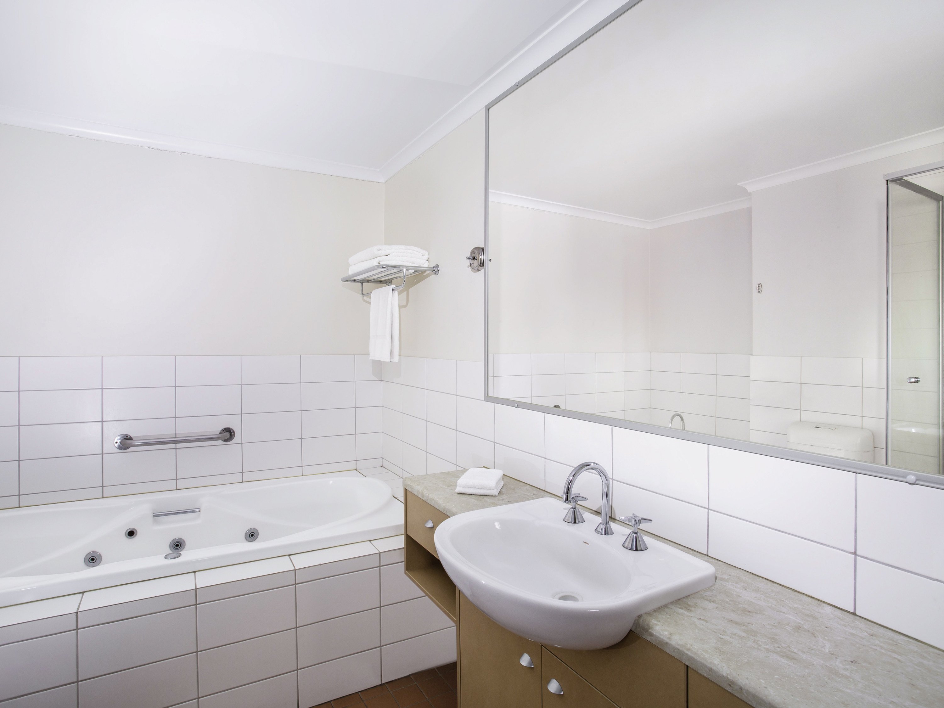 Mantra Geraldton by null