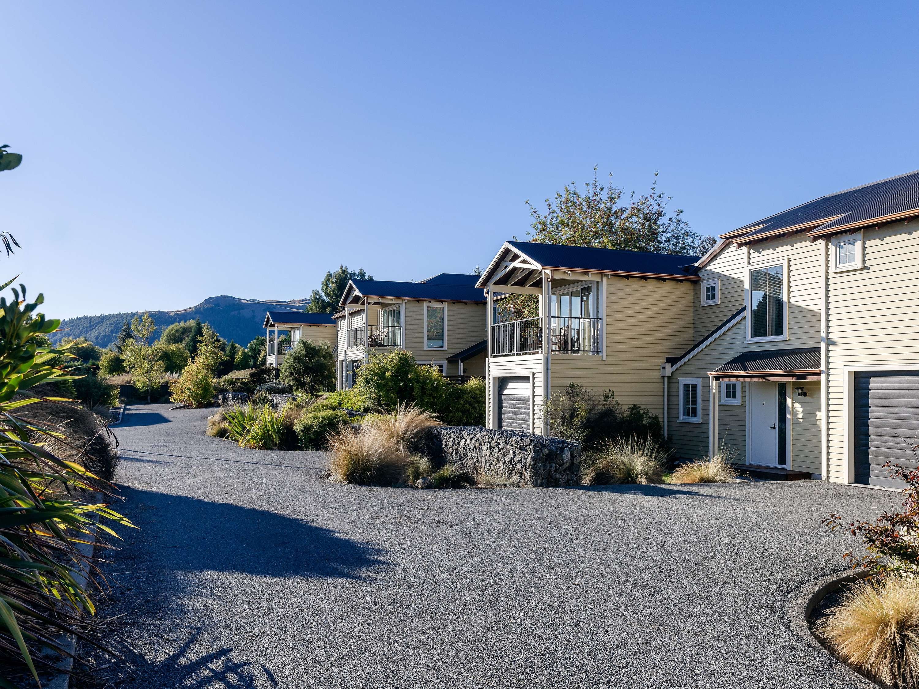 Mantra Lake Tekapo by null