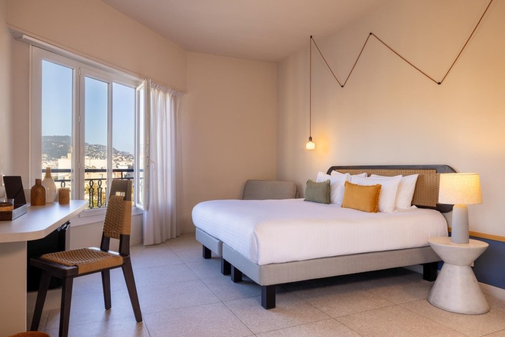 Crisol Promenade by null