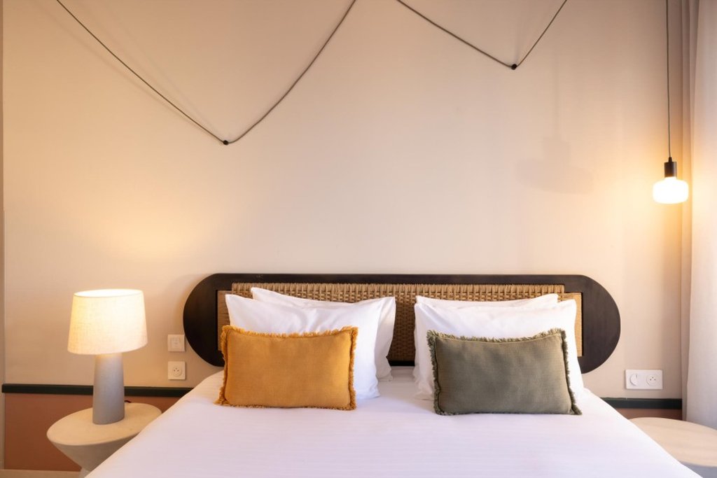 Crisol Promenade by null